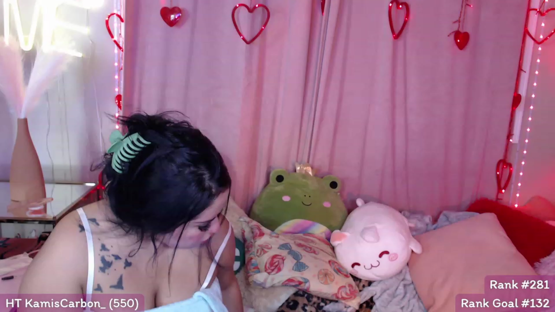 Gallery image thumbnail from Kamila__'s myfreecams stream on, 03/01/2023, 02:08 image 19 of 20