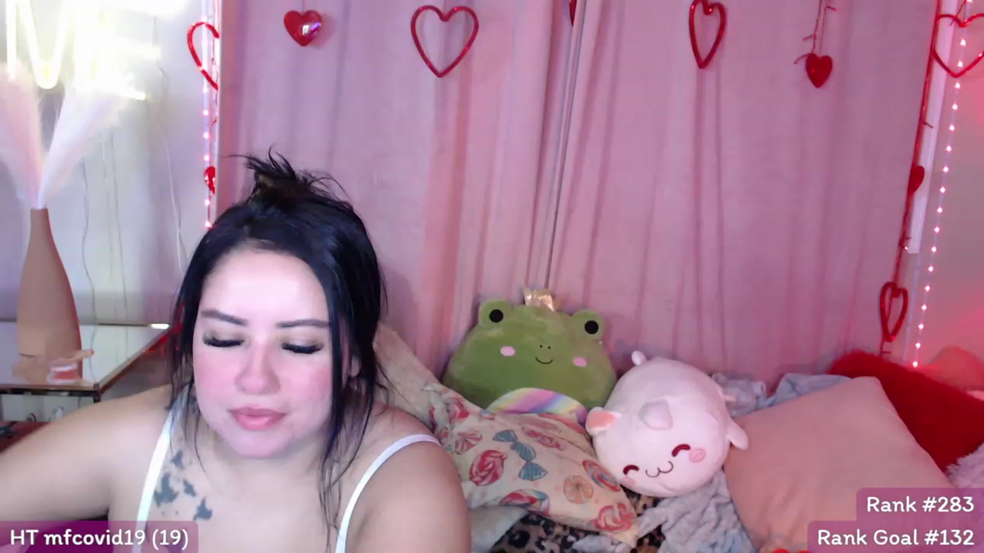 Gallery image thumbnail from Kamila__'s myfreecams stream on, 03/01/2023, 02:08 image 13 of 20