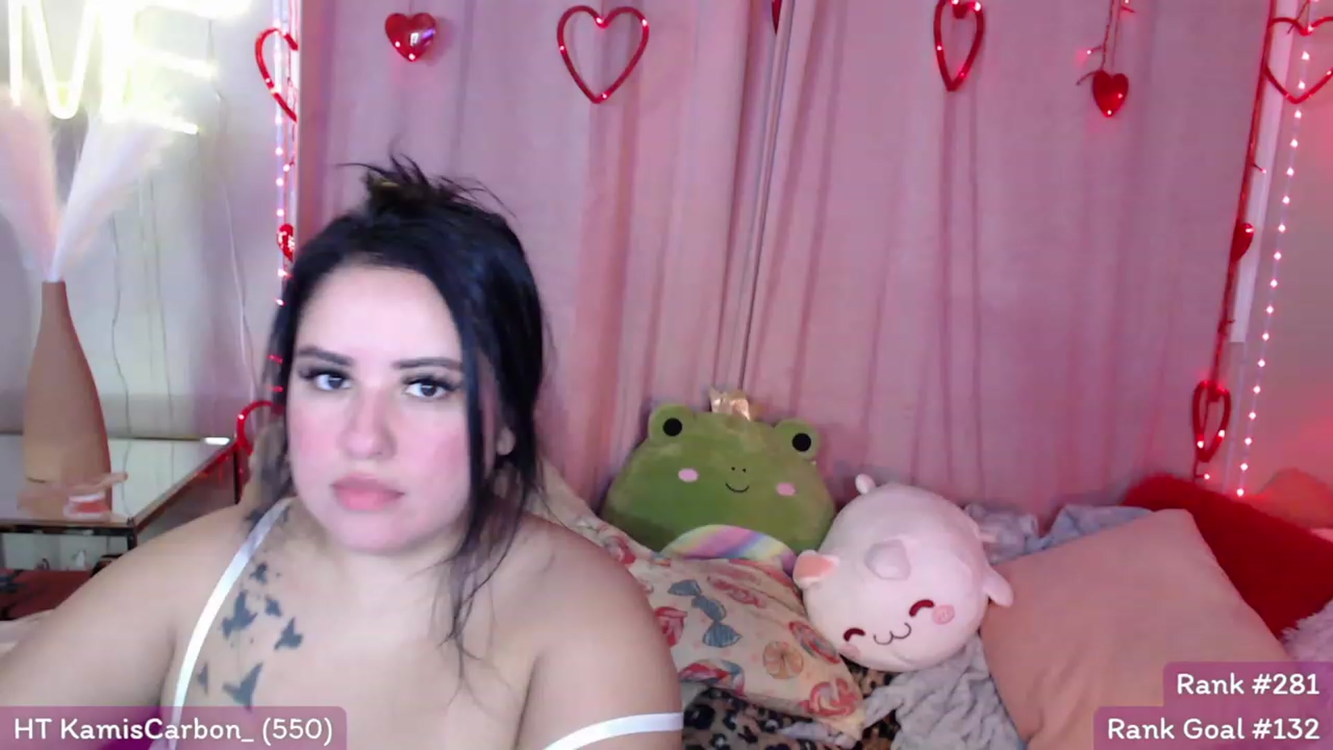 Gallery image thumbnail from Kamila__'s myfreecams stream on, 03/01/2023, 02:24 image 17 of 20