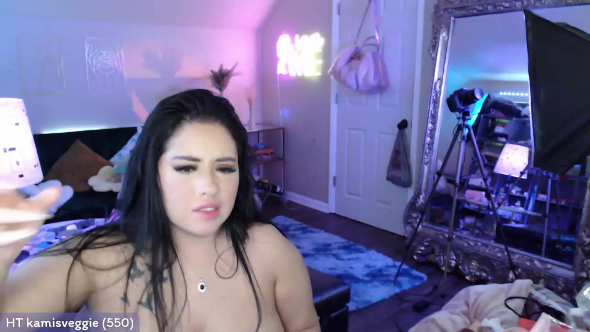 Gallery image thumbnail from Kamila__'s myfreecams stream on, 03/11/2023, 14:44 image 19 of 20