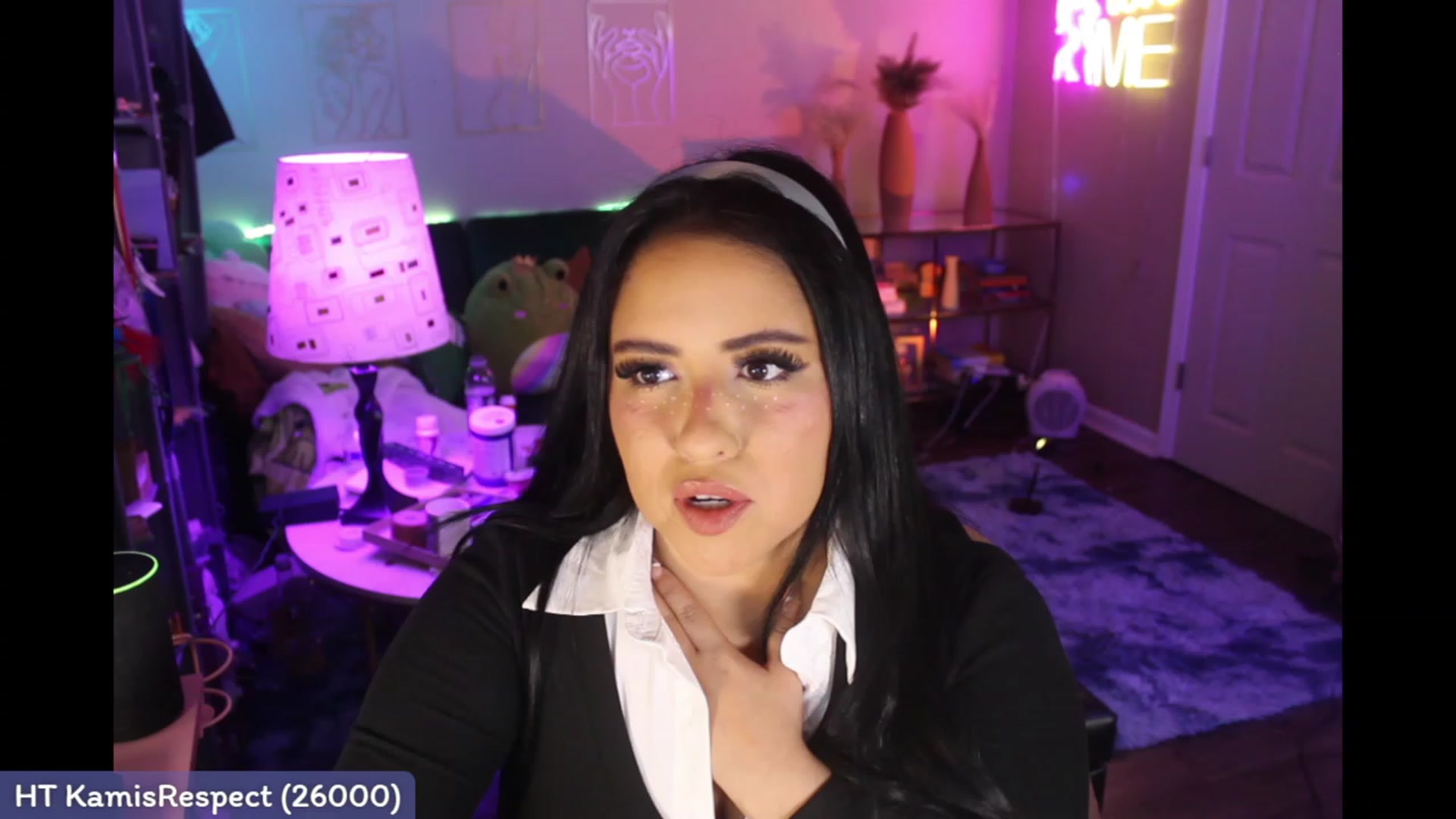 Gallery image thumbnail from Kamila__'s myfreecams stream on, 03/26/2023, 03:18 image 8 of 20
