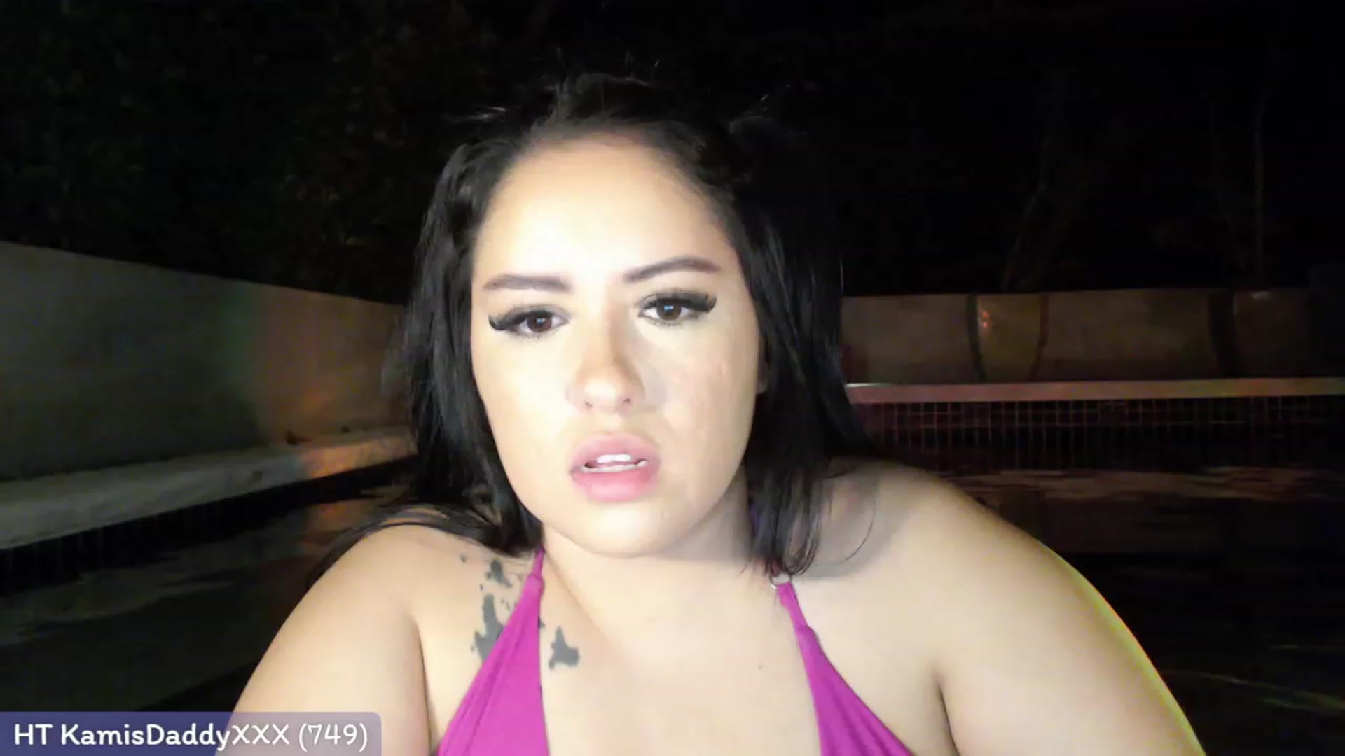 Gallery image thumbnail from Kamila__'s myfreecams stream on, 03/28/2023, 01:59 image 10 of 20
