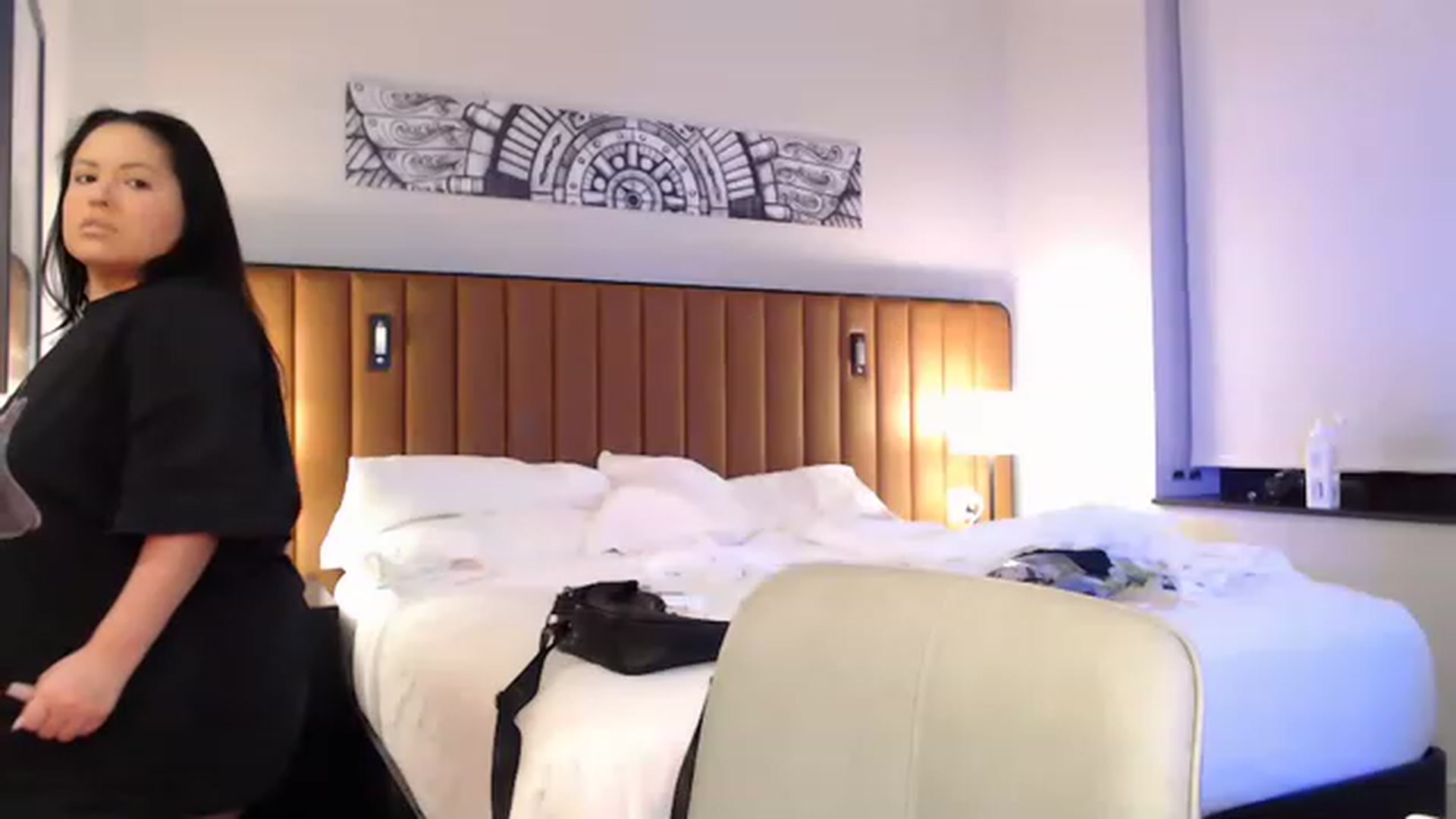 Gallery image thumbnail from Kamila__'s myfreecams stream on, 04/22/2023, 02:52 image 11 of 20