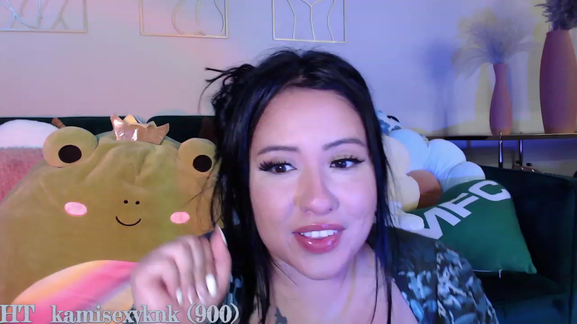 Gallery image thumbnail from Kamila__'s myfreecams stream on, 05/02/2023, 02:48 image 19 of 20