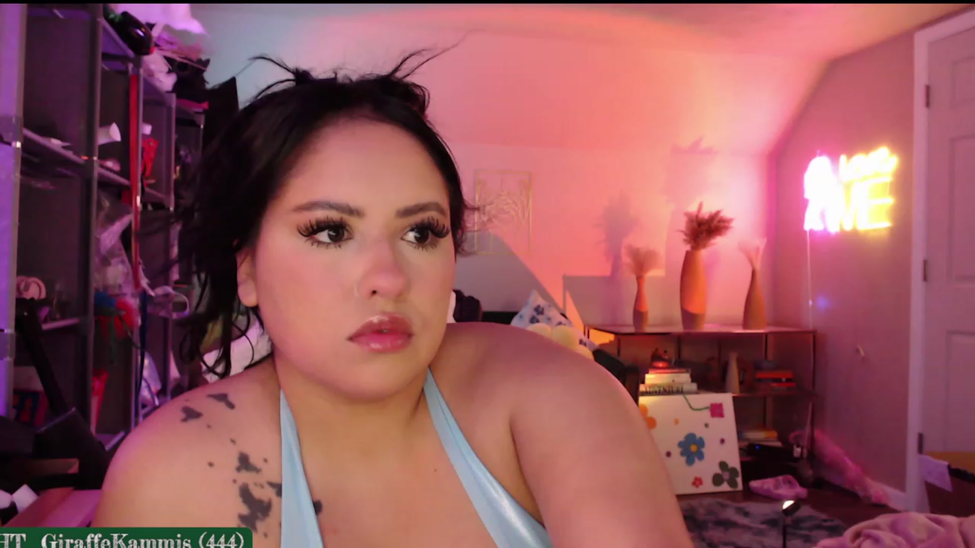 Gallery image thumbnail from Kamila__'s myfreecams stream on, 05/14/2023, 06:59 image 3 of 20