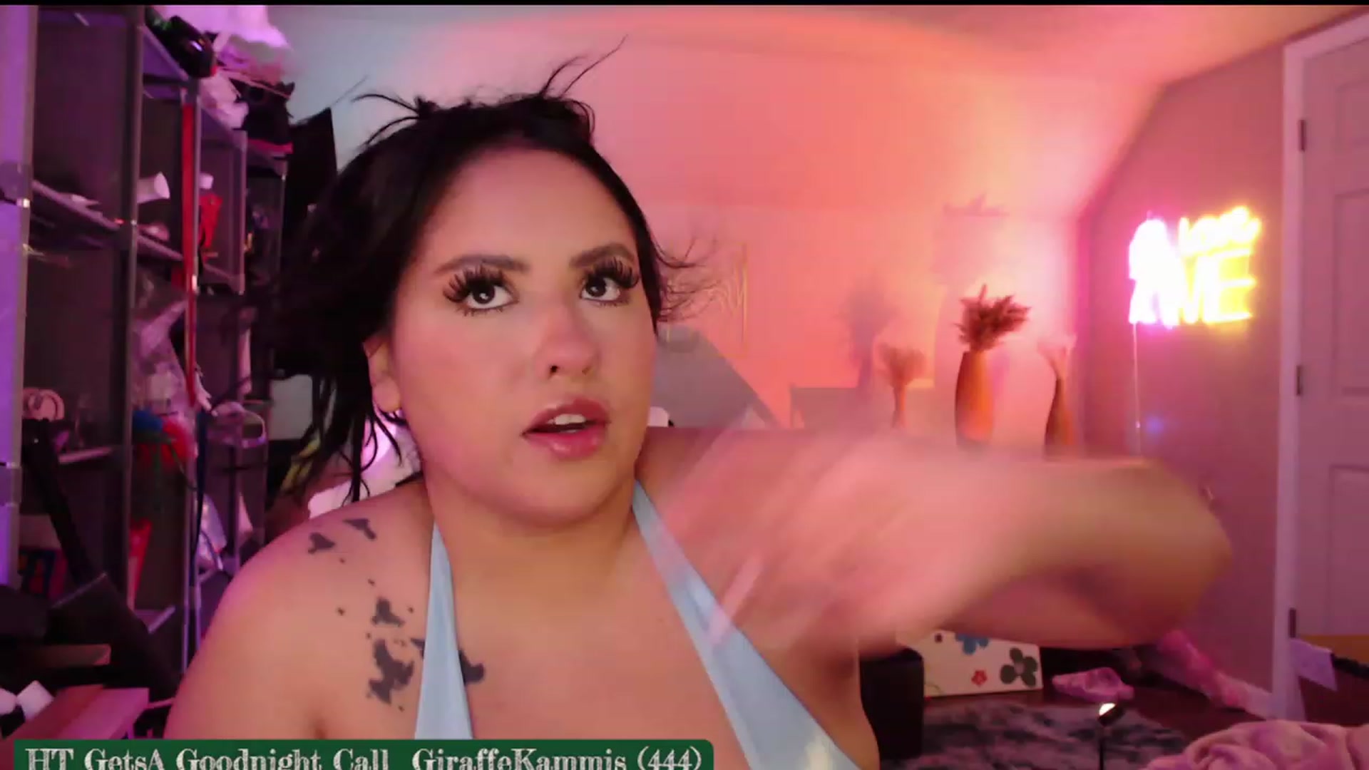 Gallery image thumbnail from Kamila__'s myfreecams stream on, 05/14/2023, 06:59 image 4 of 20