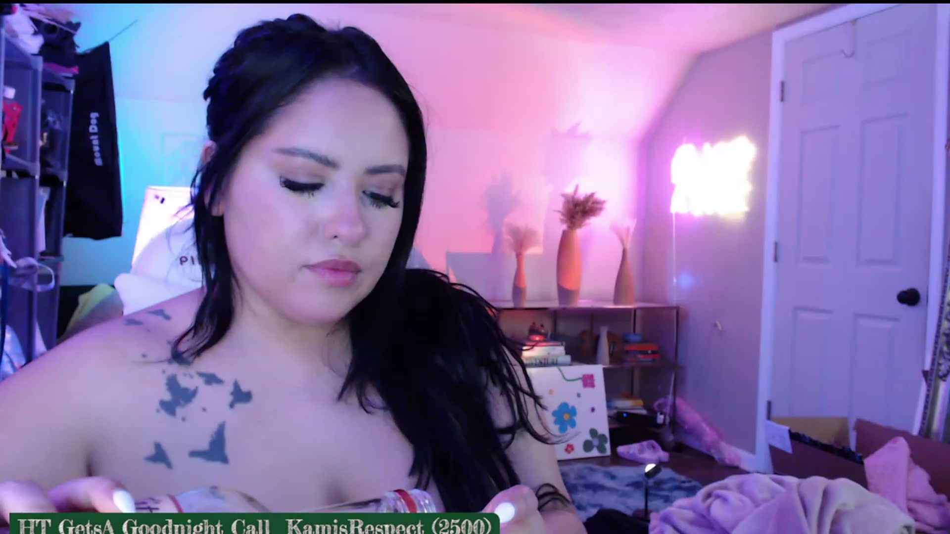Gallery image thumbnail from Kamila__'s myfreecams stream on, 05/14/2023, 08:20 image 14 of 20