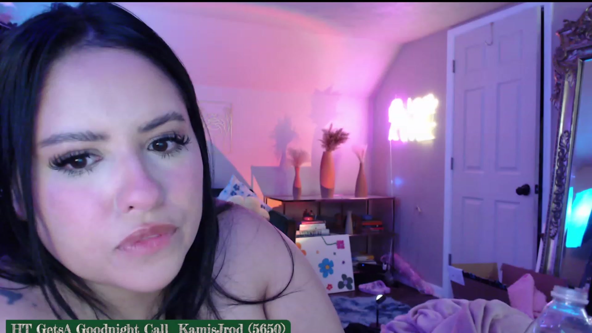 Gallery image thumbnail from Kamila__'s myfreecams stream on, 05/14/2023, 09:16 image 16 of 20