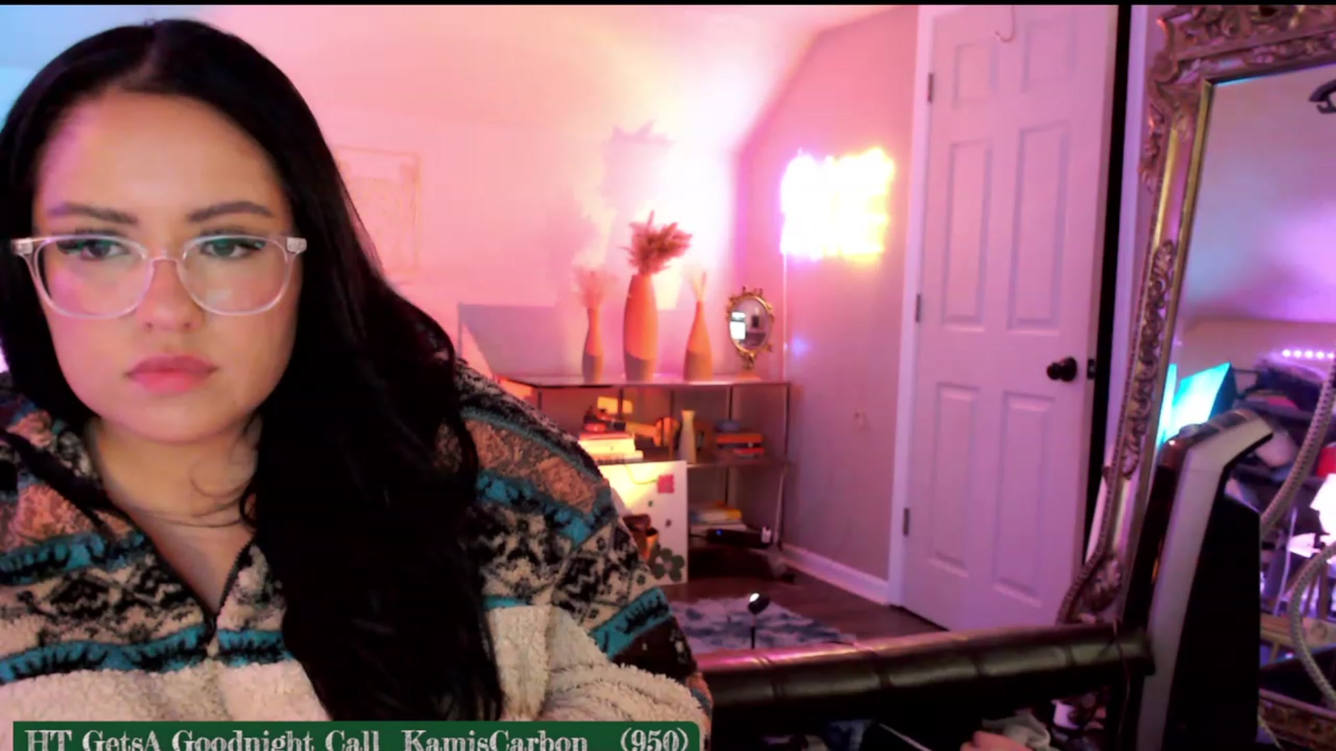 Gallery image thumbnail from Kamila__'s myfreecams stream on, 05/20/2023, 07:37 image 12 of 20