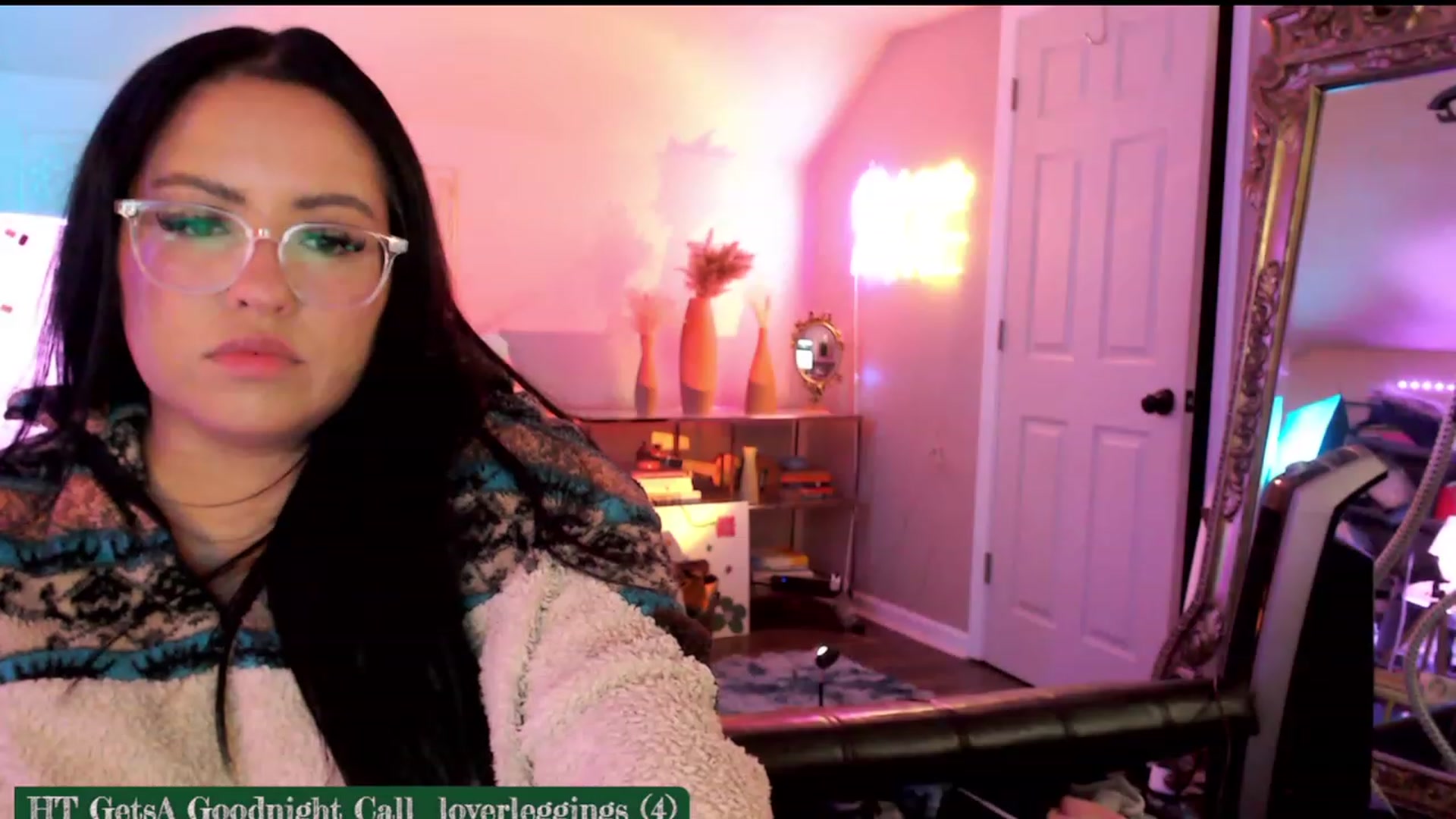 Gallery image thumbnail from Kamila__'s myfreecams stream on, 05/20/2023, 07:37 image 16 of 20