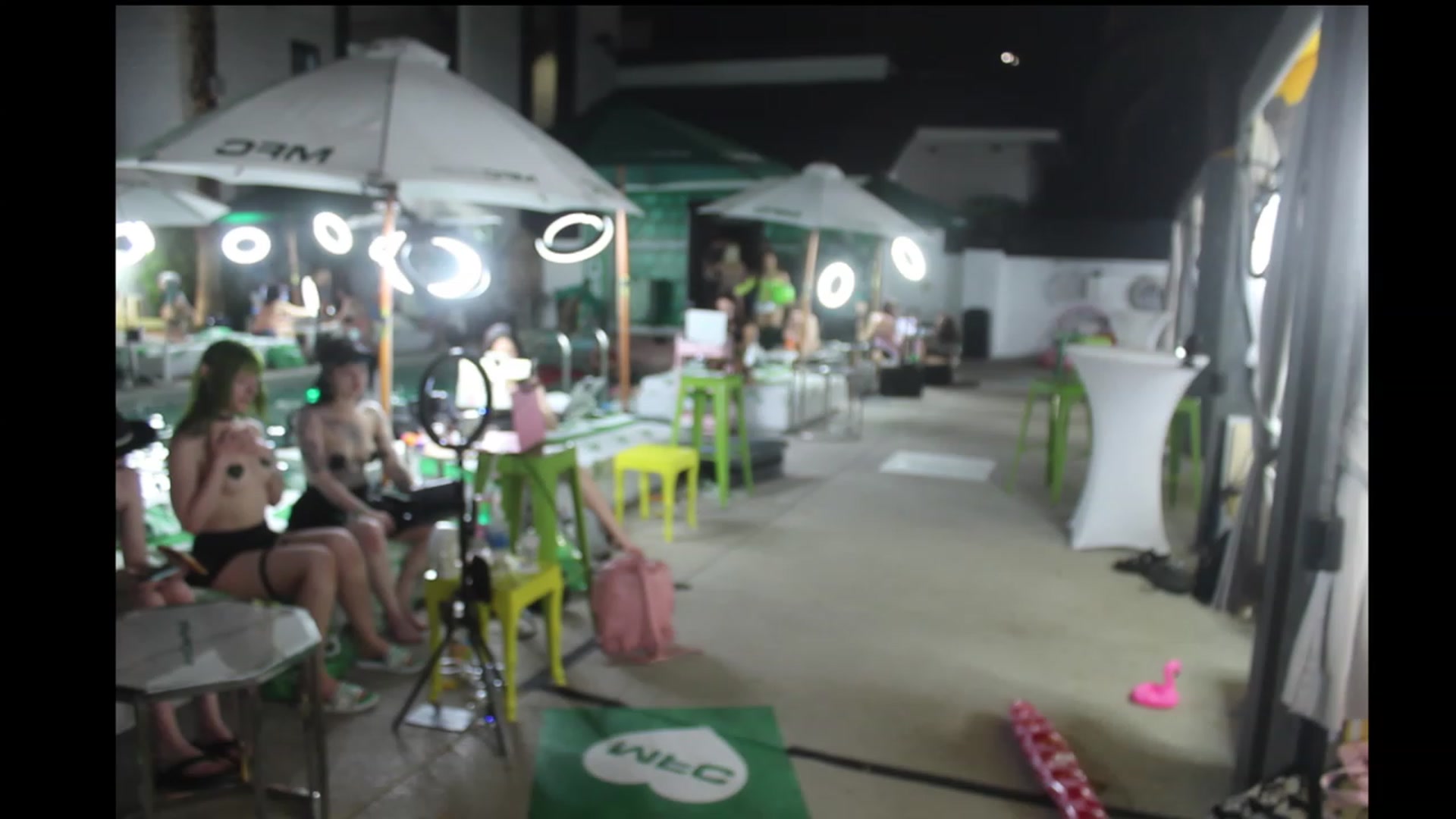 Gallery image thumbnail from Kamila__'s myfreecams stream on, 05/23/2023, 06:17 image 14 of 20