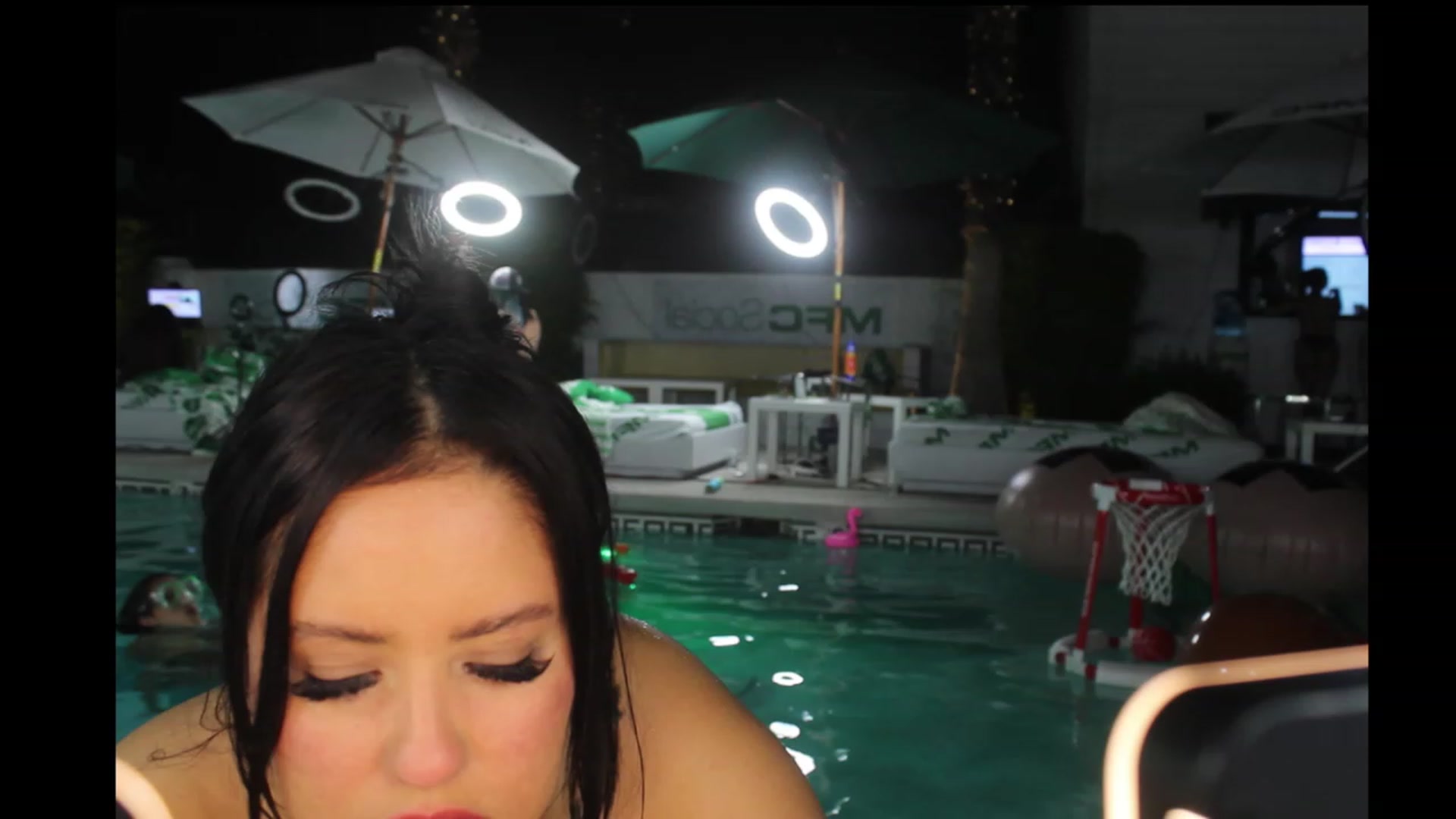 Gallery image thumbnail from Kamila__'s myfreecams stream on, 05/23/2023, 09:39 image 3 of 20