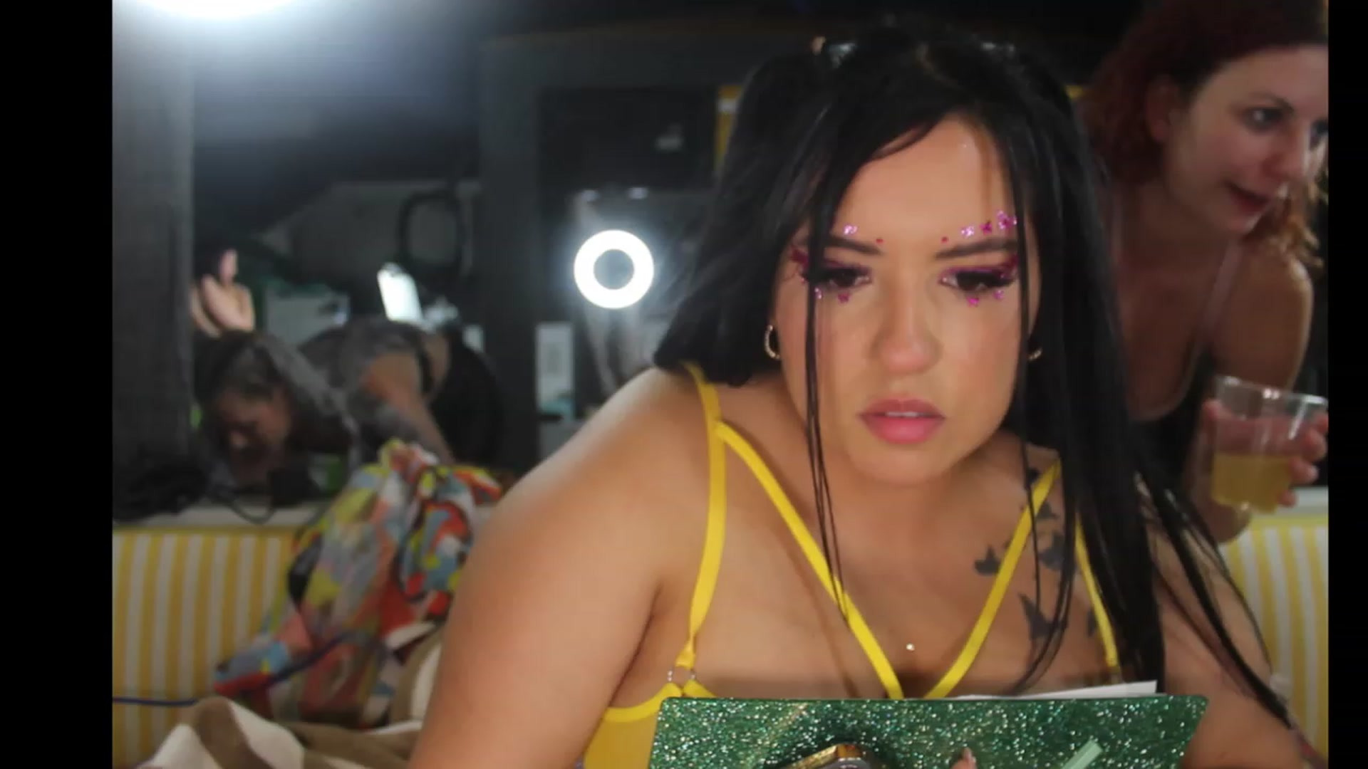 Gallery image thumbnail from Kamila__'s myfreecams stream on, 05/25/2023, 05:18 image 12 of 20