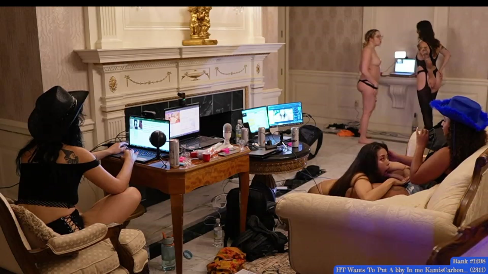 Gallery image thumbnail from Kamila__'s myfreecams stream on, 06/24/2023, 05:09 image 14 of 20