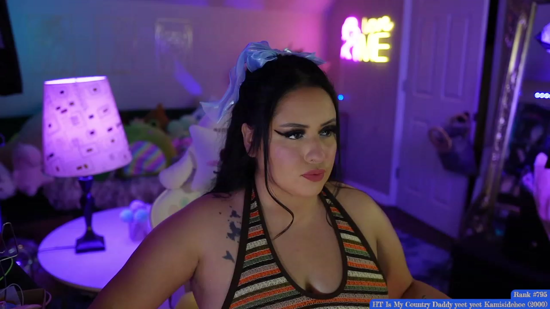 Gallery image thumbnail from Kamila__'s myfreecams stream on, 07/01/2023, 02:37 image 7 of 20