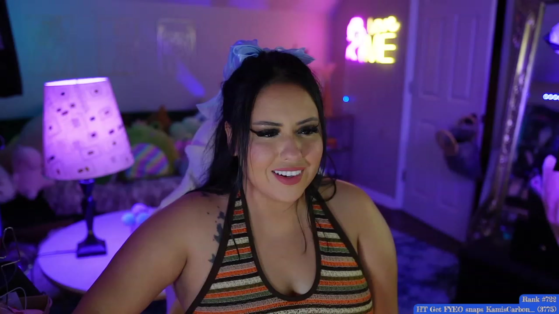 Gallery image thumbnail from Kamila__'s myfreecams stream on, 07/01/2023, 04:03 image 14 of 20