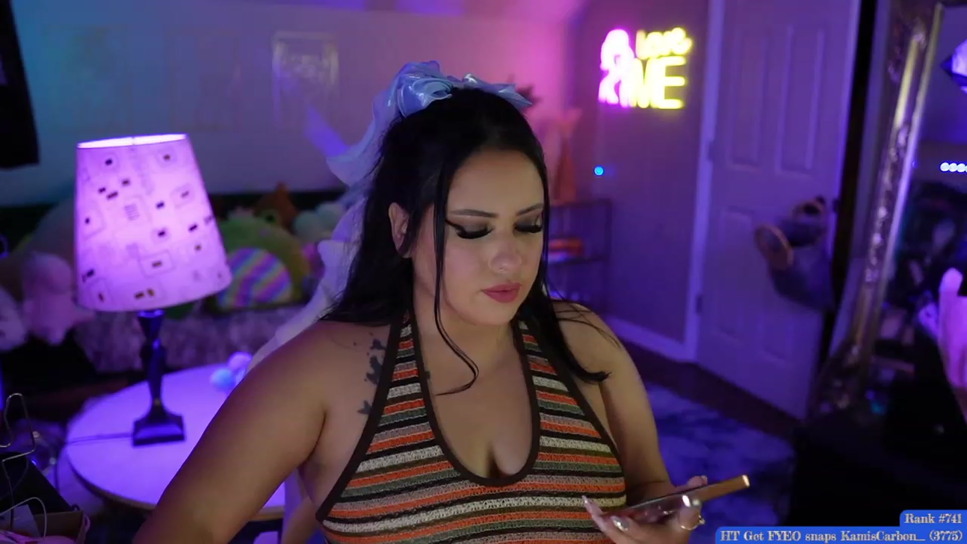 Gallery image thumbnail from Kamila__'s myfreecams stream on, 07/01/2023, 04:03 image 6 of 20