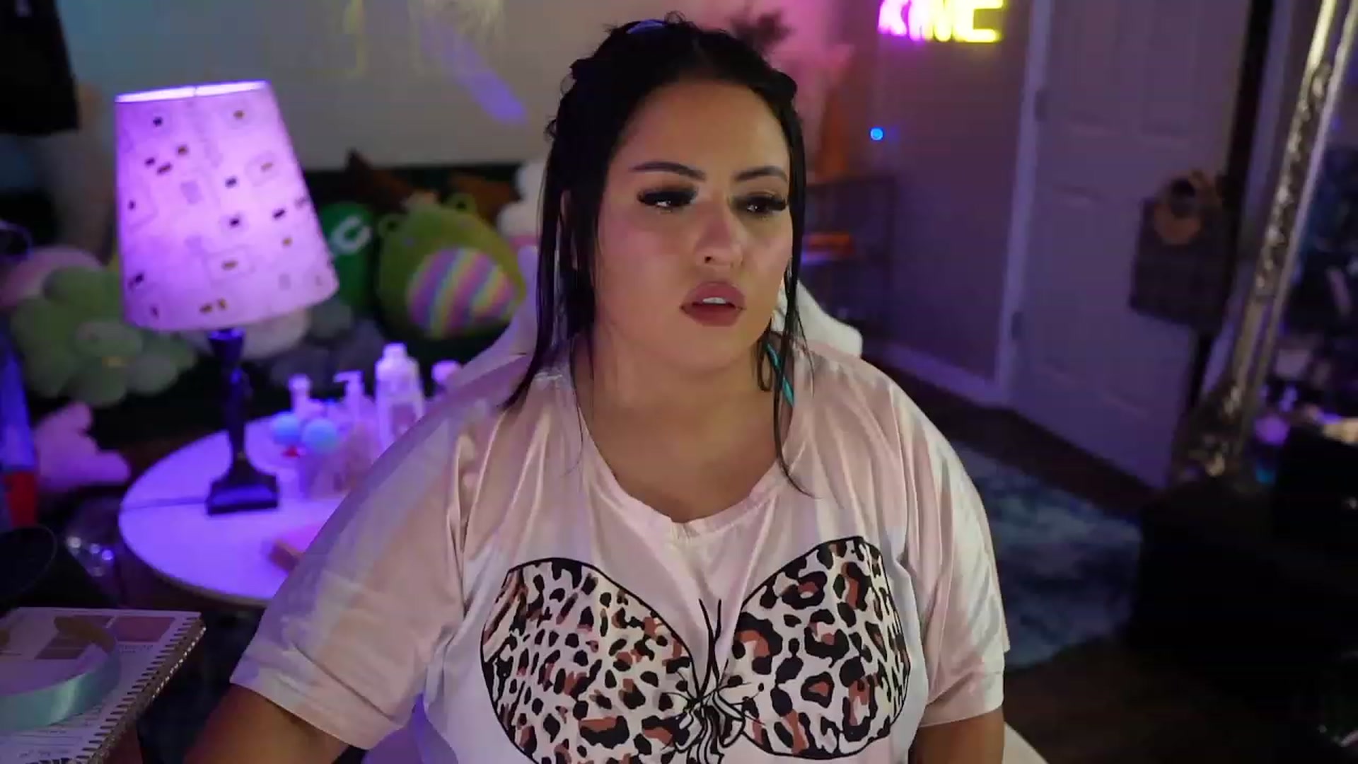 Gallery image thumbnail from Kamila__'s myfreecams stream on, 07/04/2023, 03:29 image 19 of 20