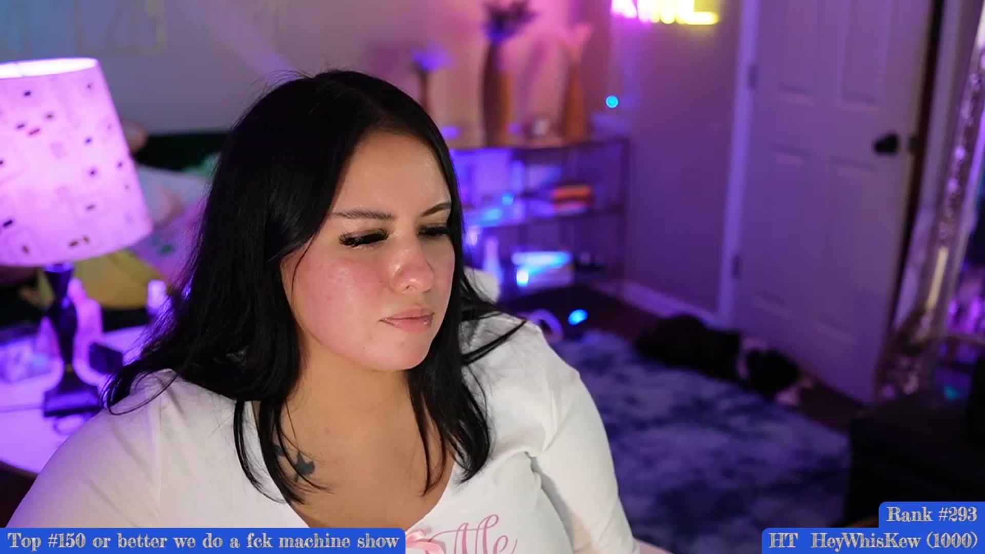 Gallery image thumbnail from Kamila__'s myfreecams stream on, 07/07/2023, 07:01 image 10 of 20