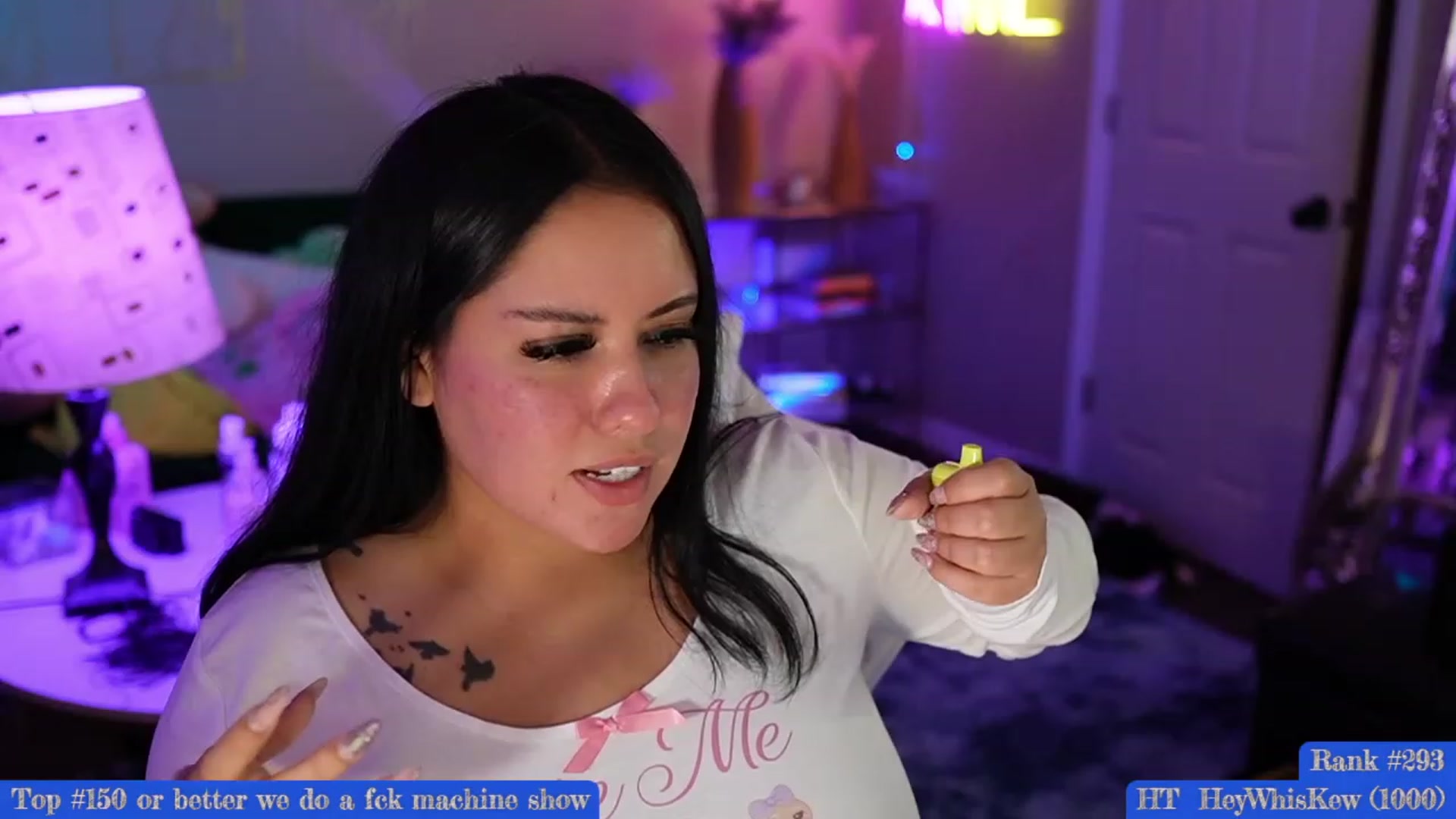 Gallery image thumbnail from Kamila__'s myfreecams stream on, 07/07/2023, 07:01 image 12 of 20