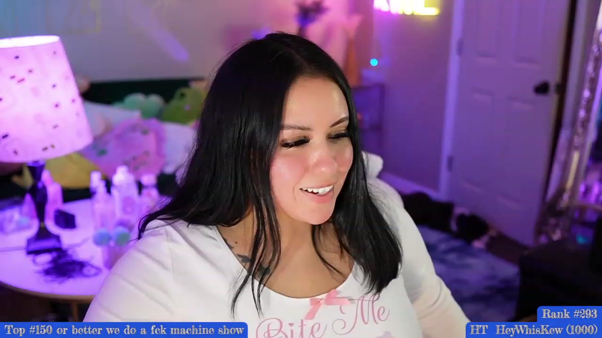 Gallery image thumbnail from Kamila__'s myfreecams stream on, 07/07/2023, 07:01 image 11 of 20