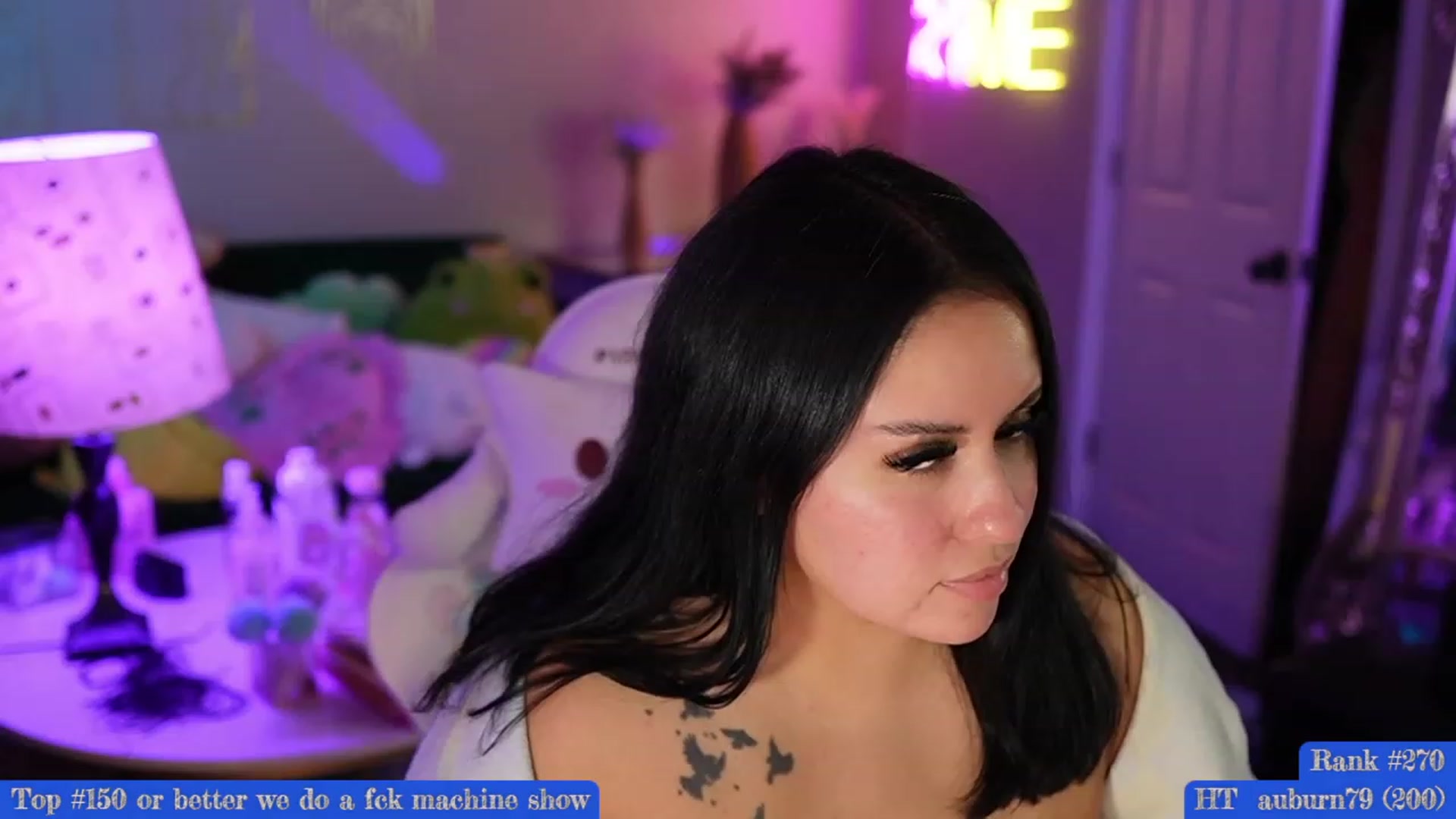 Gallery image thumbnail from Kamila__'s myfreecams stream on, 07/07/2023, 07:54 image 4 of 20
