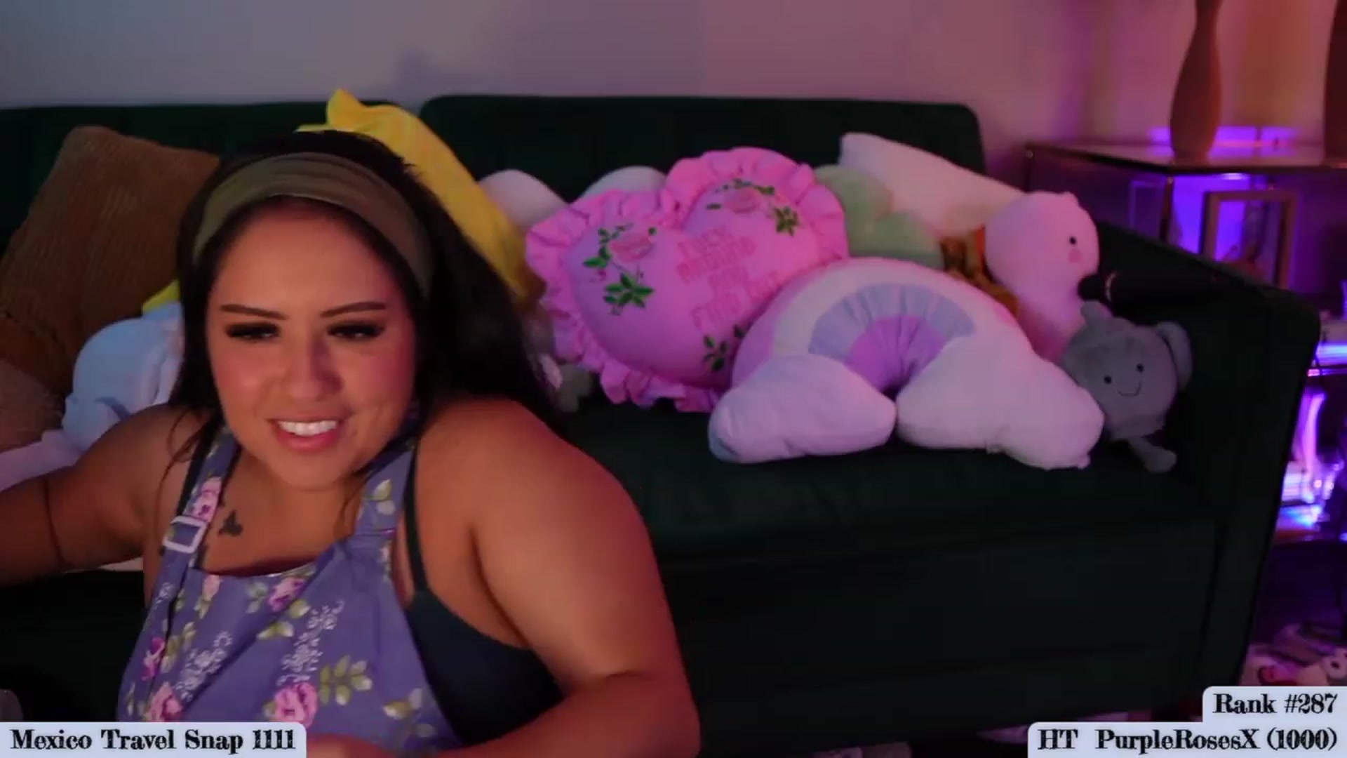 Gallery image thumbnail from Kamila__'s myfreecams stream on, 07/19/2023, 03:54 image 17 of 20