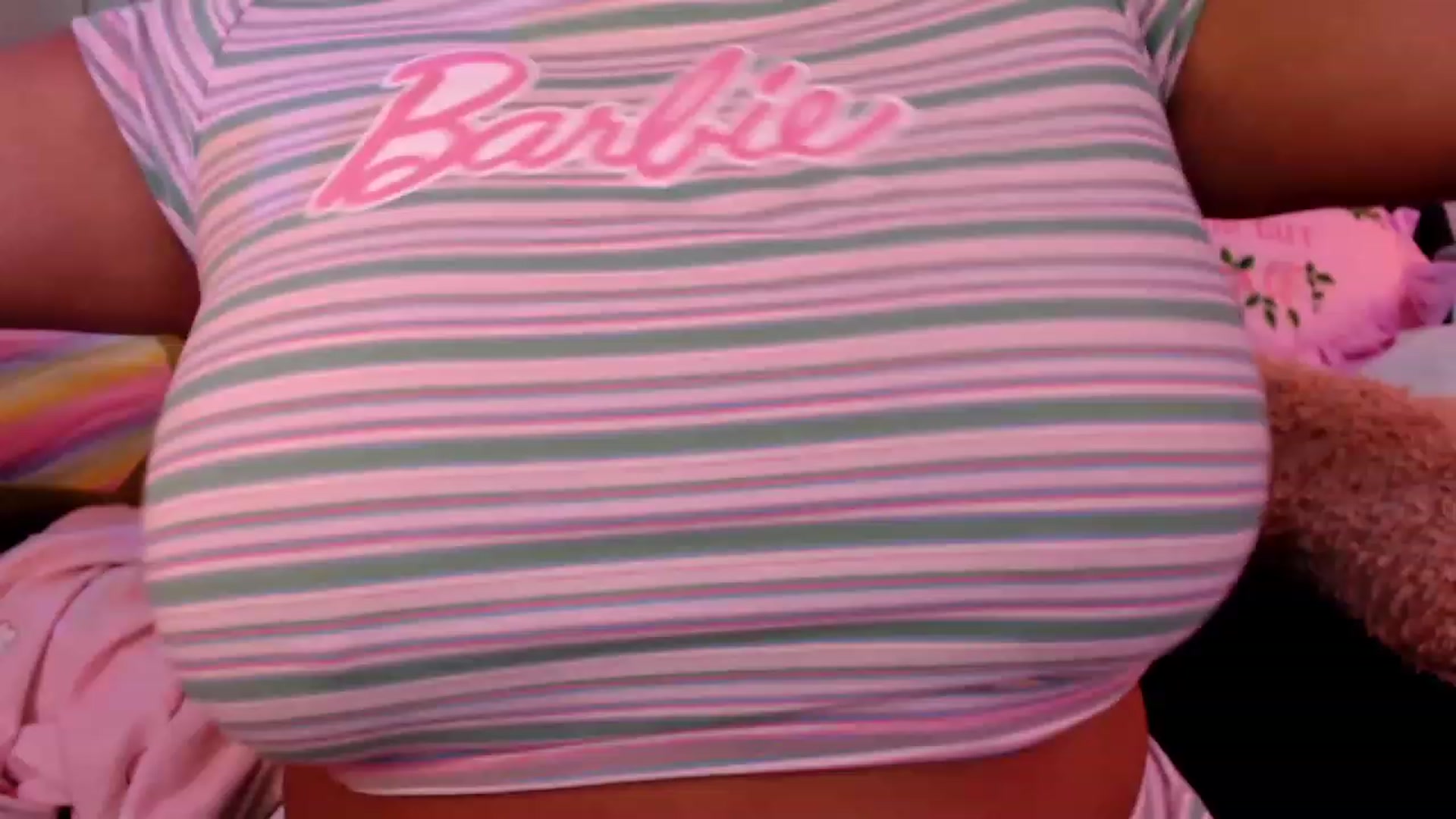 Gallery image thumbnail from Kamila__'s myfreecams stream on, 07/29/2023, 04:51 image 8 of 20