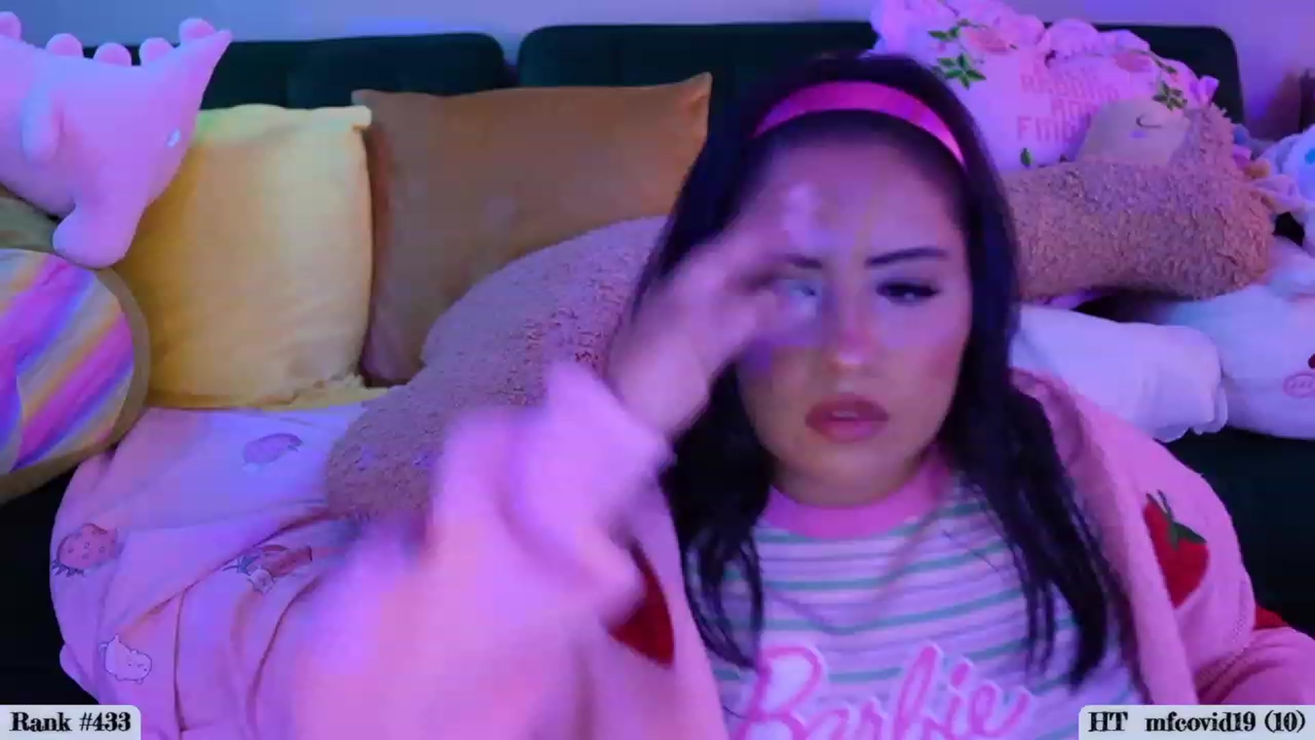 Gallery image thumbnail from Kamila__'s myfreecams stream on, 07/29/2023, 04:51 image 18 of 20
