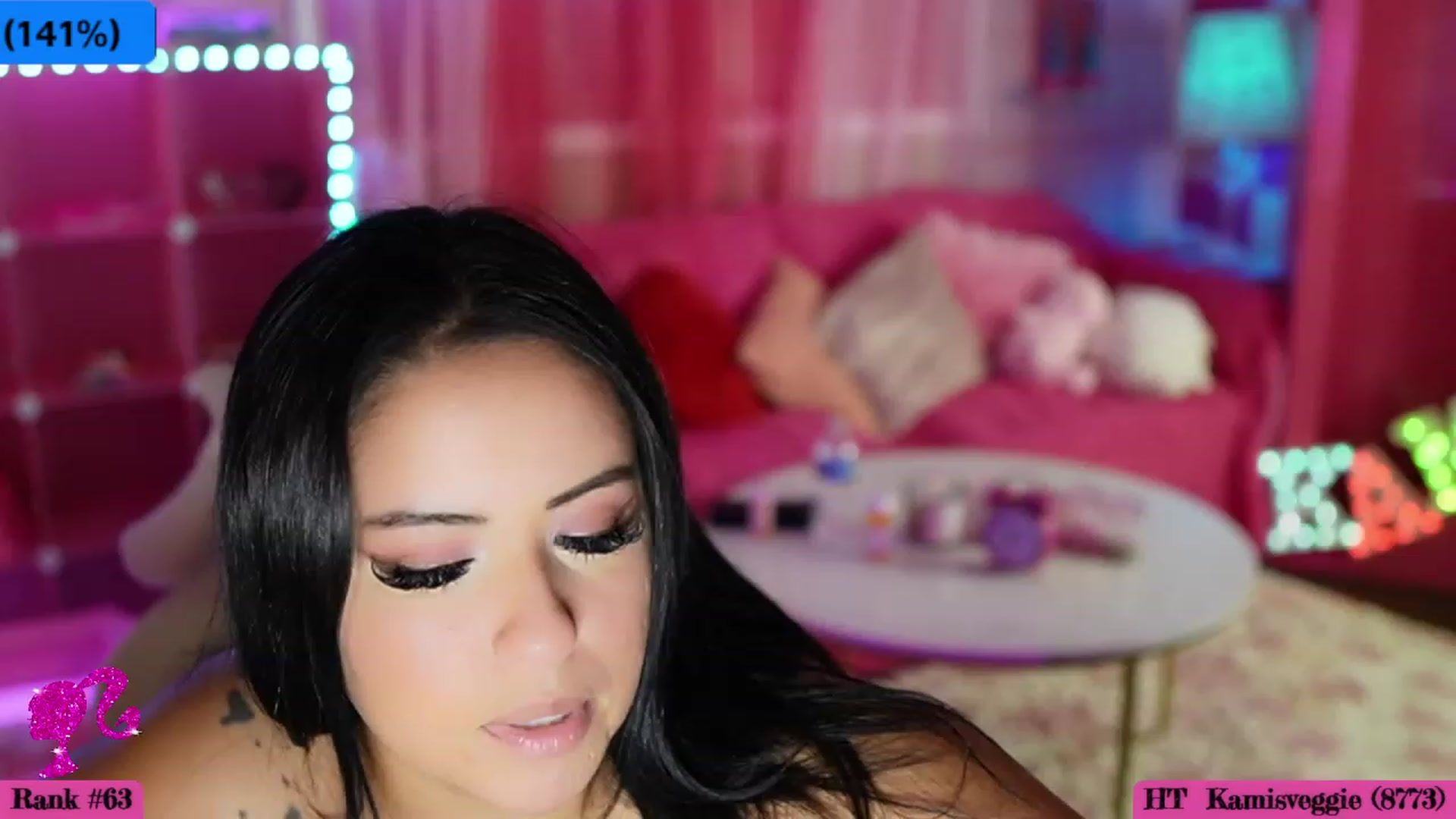 Gallery image thumbnail from Kamila__'s myfreecams stream on, 09/04/2023, 24:35 image 11 of 20
