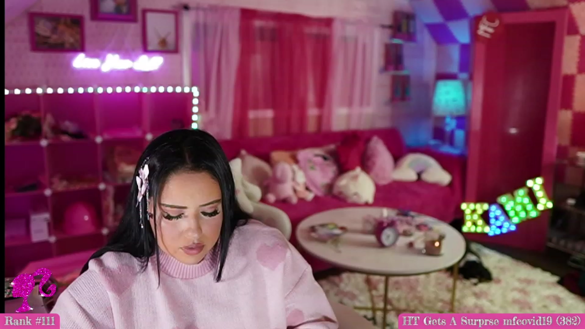 Gallery image thumbnail from Kamila__'s myfreecams stream on, 09/08/2023, 02:40 image 16 of 20