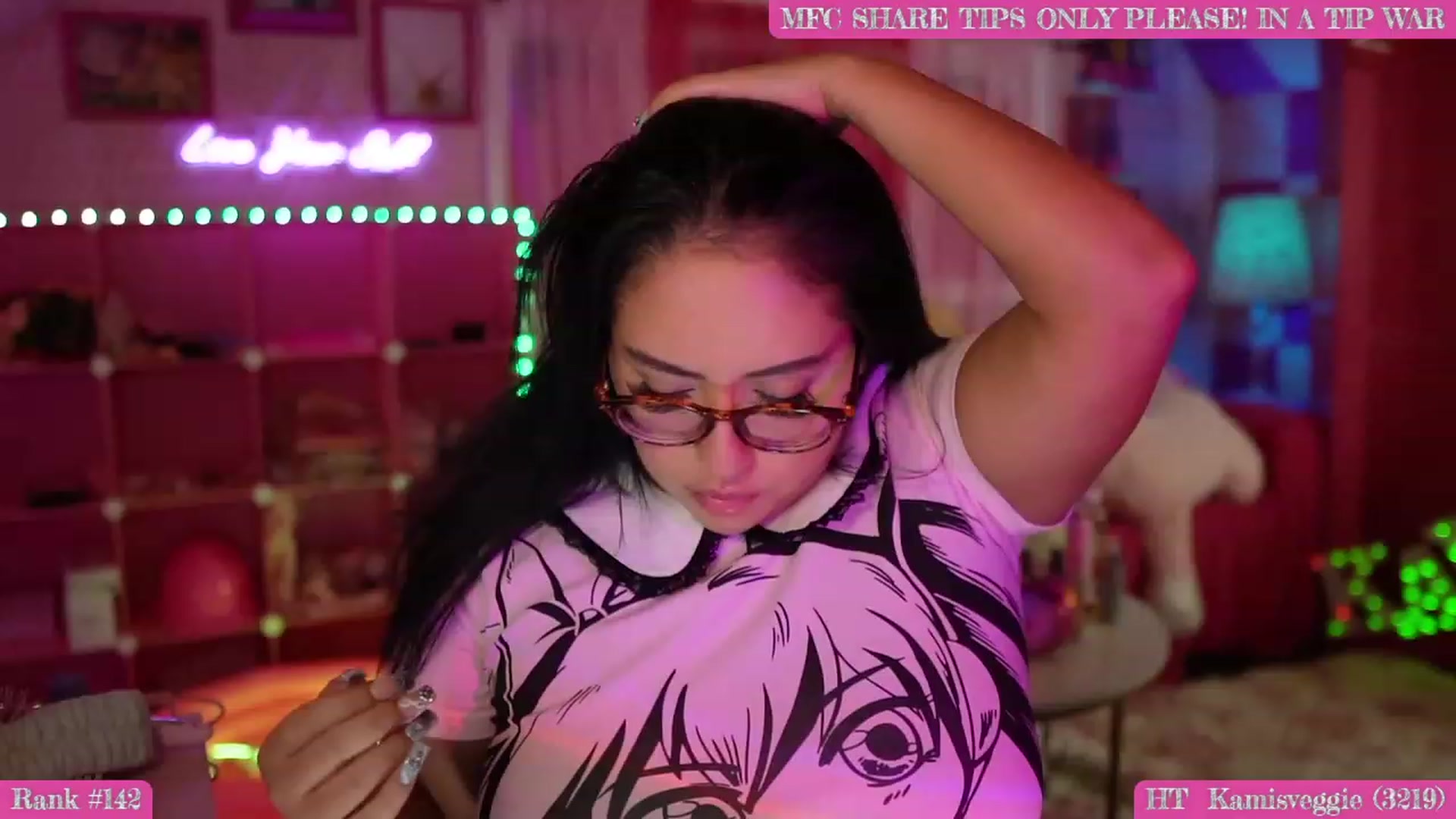 Gallery image thumbnail from Kamila__'s myfreecams stream on, 09/24/2023, 10:48 image 6 of 20