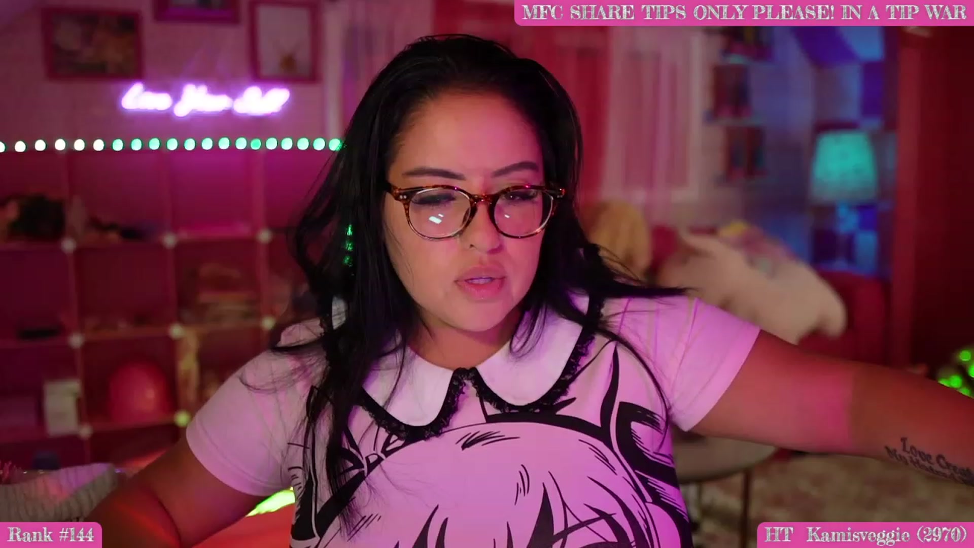 Gallery image thumbnail from Kamila__'s myfreecams stream on, 09/24/2023, 10:48 image 1 of 20