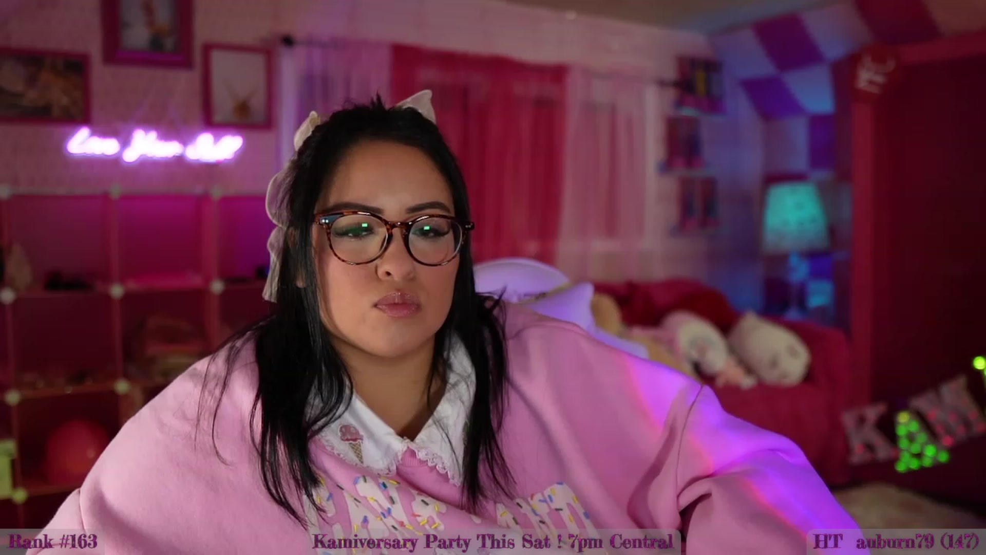 Gallery image thumbnail from Kamila__'s myfreecams stream on, 09/27/2023, 02:30 image 7 of 20