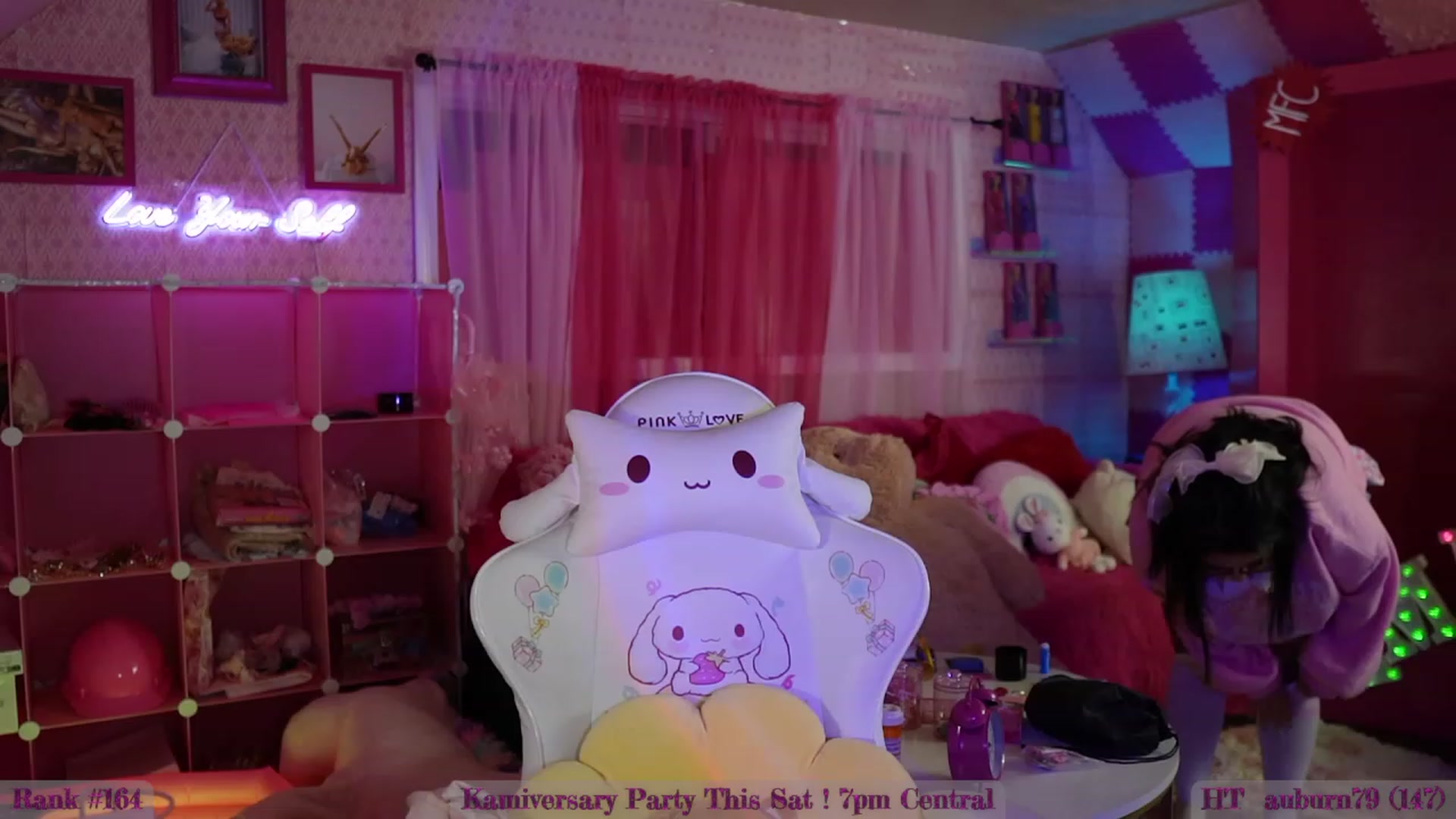 Gallery image thumbnail from Kamila__'s myfreecams stream on, 09/27/2023, 02:30 image 11 of 20