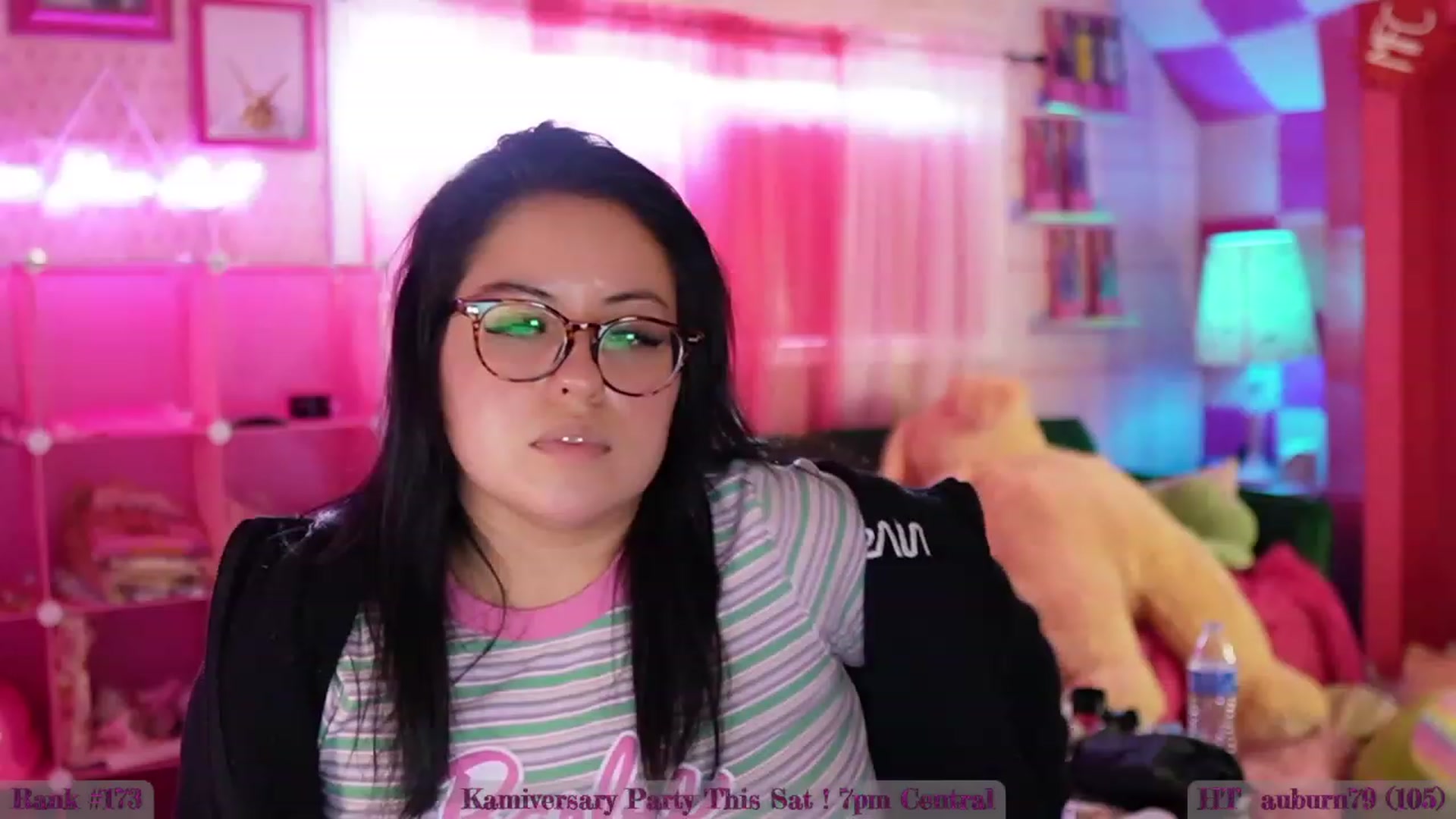 Gallery image thumbnail from Kamila__'s myfreecams stream on, 09/29/2023, 21:43 image 16 of 20