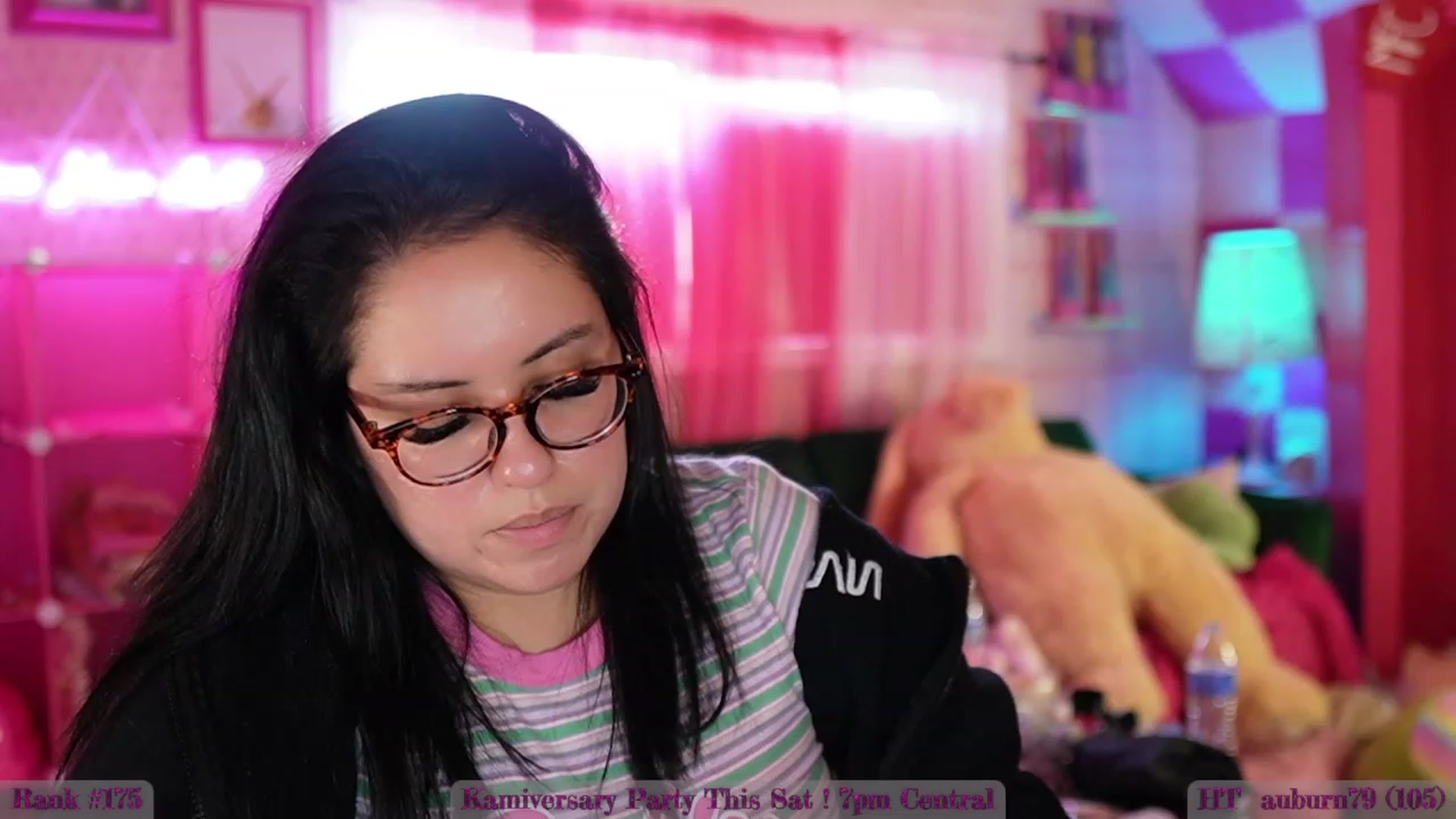 Gallery image thumbnail from Kamila__'s myfreecams stream on, 09/29/2023, 21:43 image 14 of 20