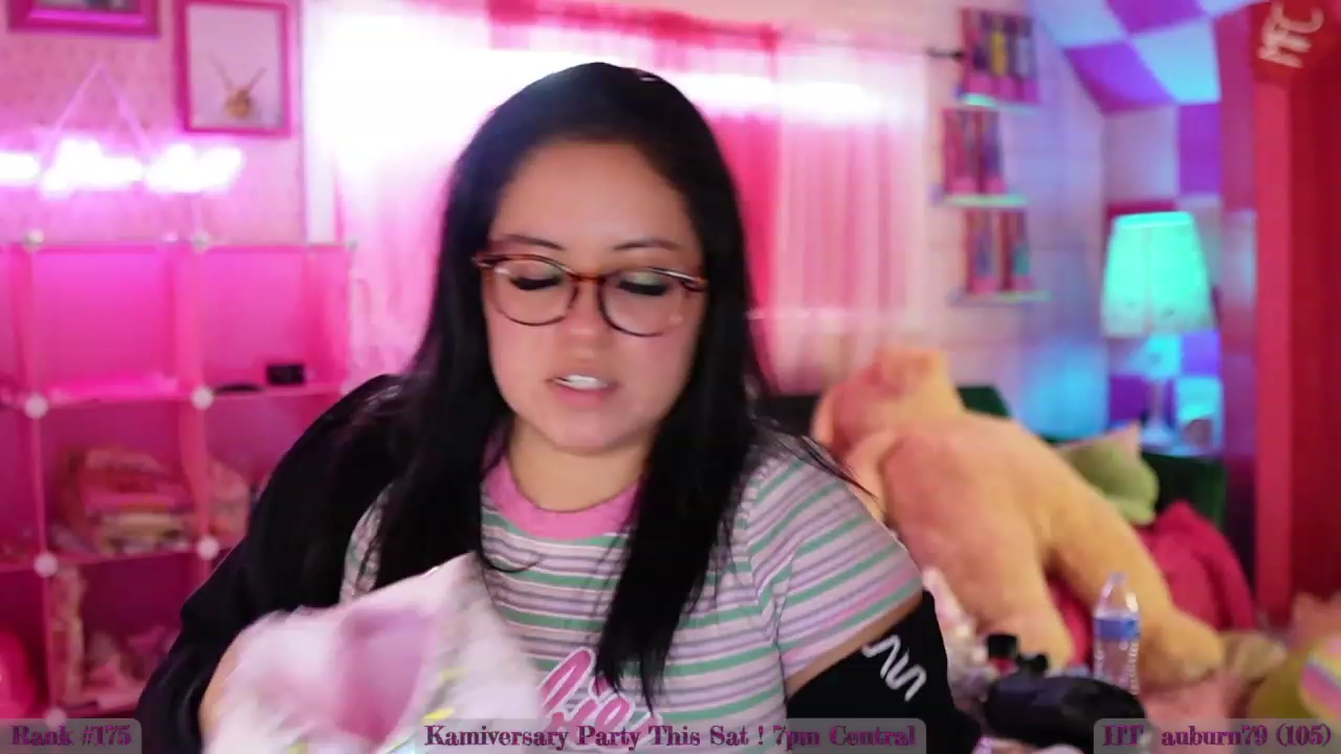 Gallery image thumbnail from Kamila__'s myfreecams stream on, 09/29/2023, 21:43 image 12 of 20