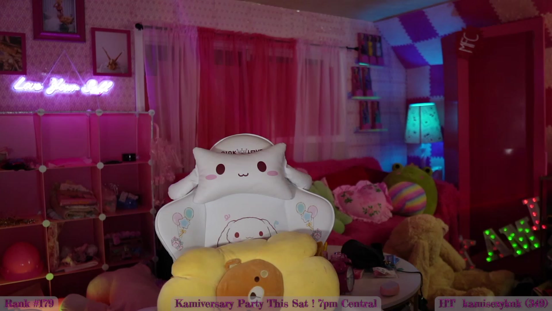 Gallery image thumbnail from Kamila__'s myfreecams stream on, 09/30/2023, 06:57 image 19 of 20