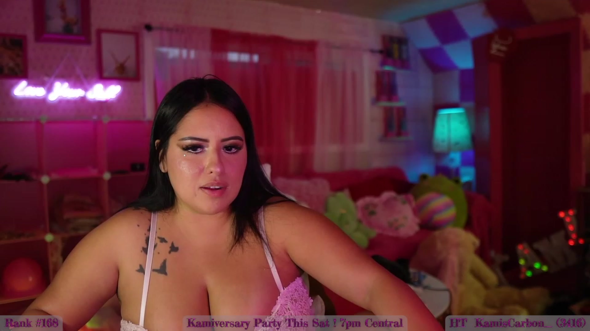Gallery image thumbnail from Kamila__'s myfreecams stream on, 09/30/2023, 12:30 image 4 of 20