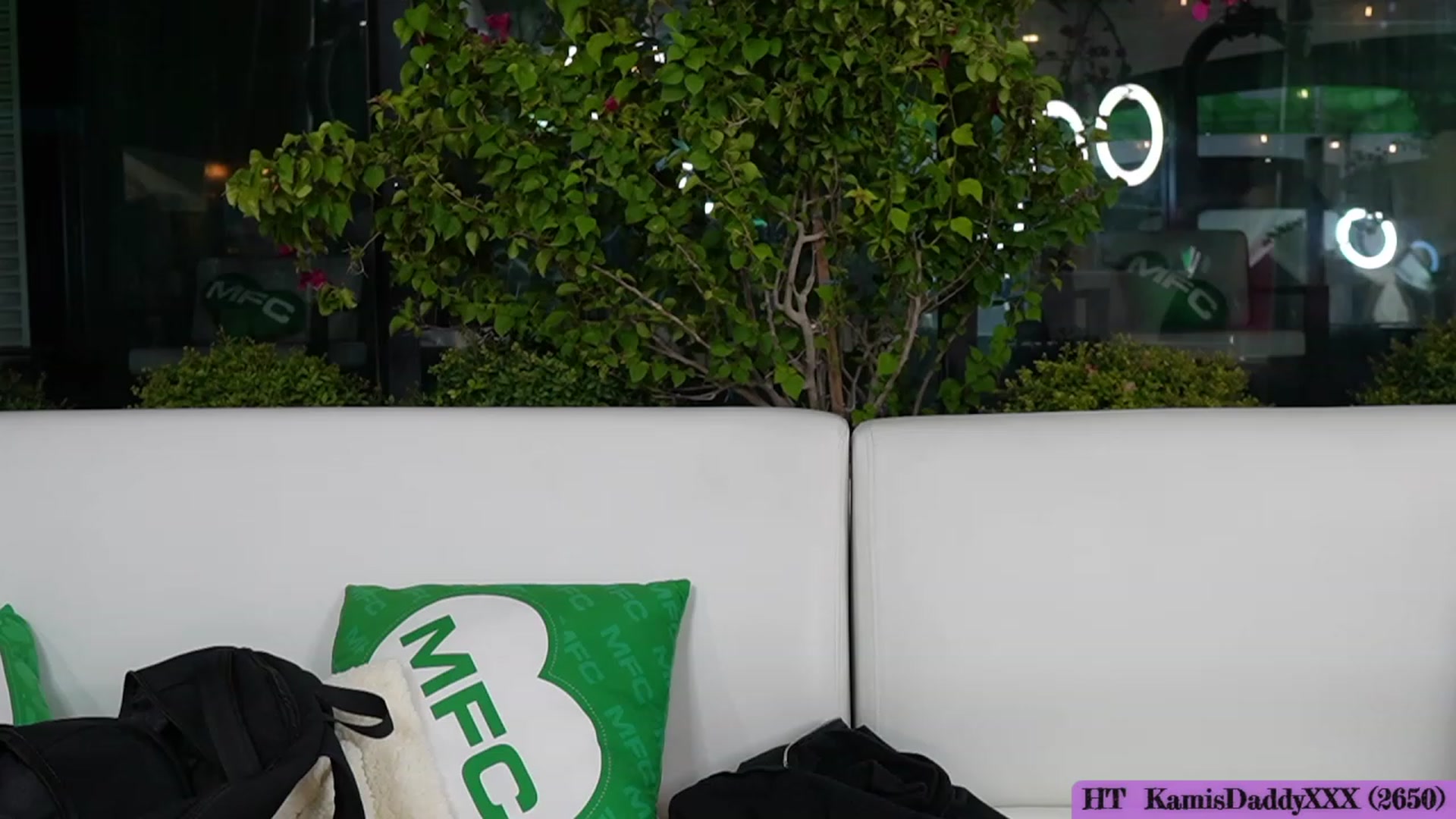 Gallery image thumbnail from Kamila__'s myfreecams stream on, 10/11/2023, 09:26 image 17 of 20