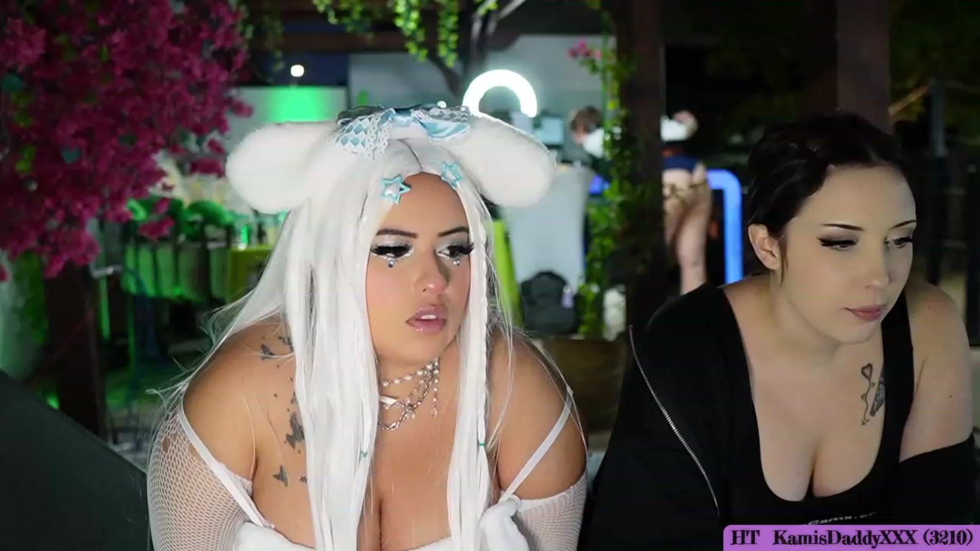 Gallery image thumbnail from Kamila__'s myfreecams stream on, 10/12/2023, 01:55 image 7 of 20