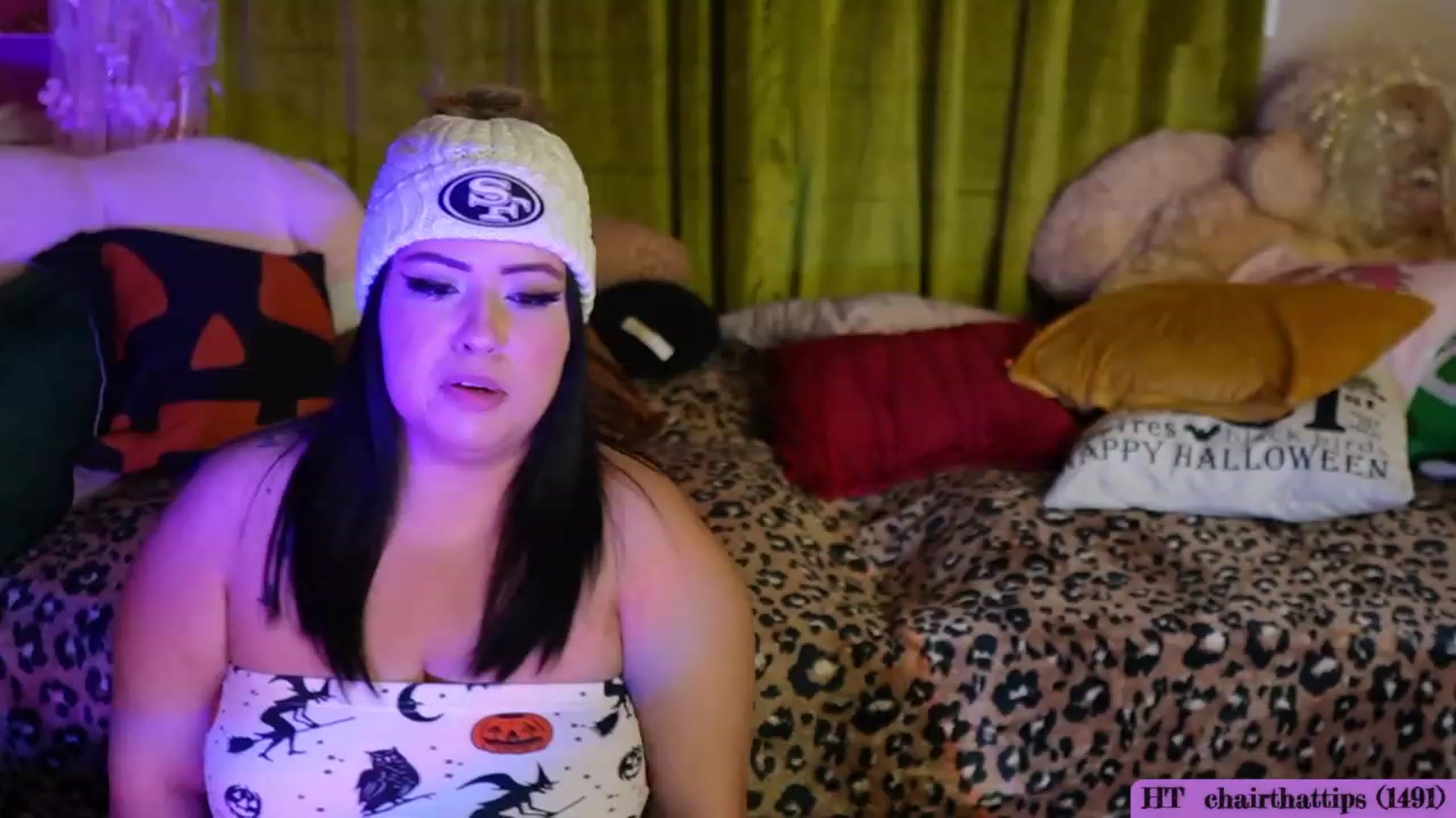 Gallery image thumbnail from Kamila__'s myfreecams stream on, 10/24/2023, 03:21 image 9 of 20