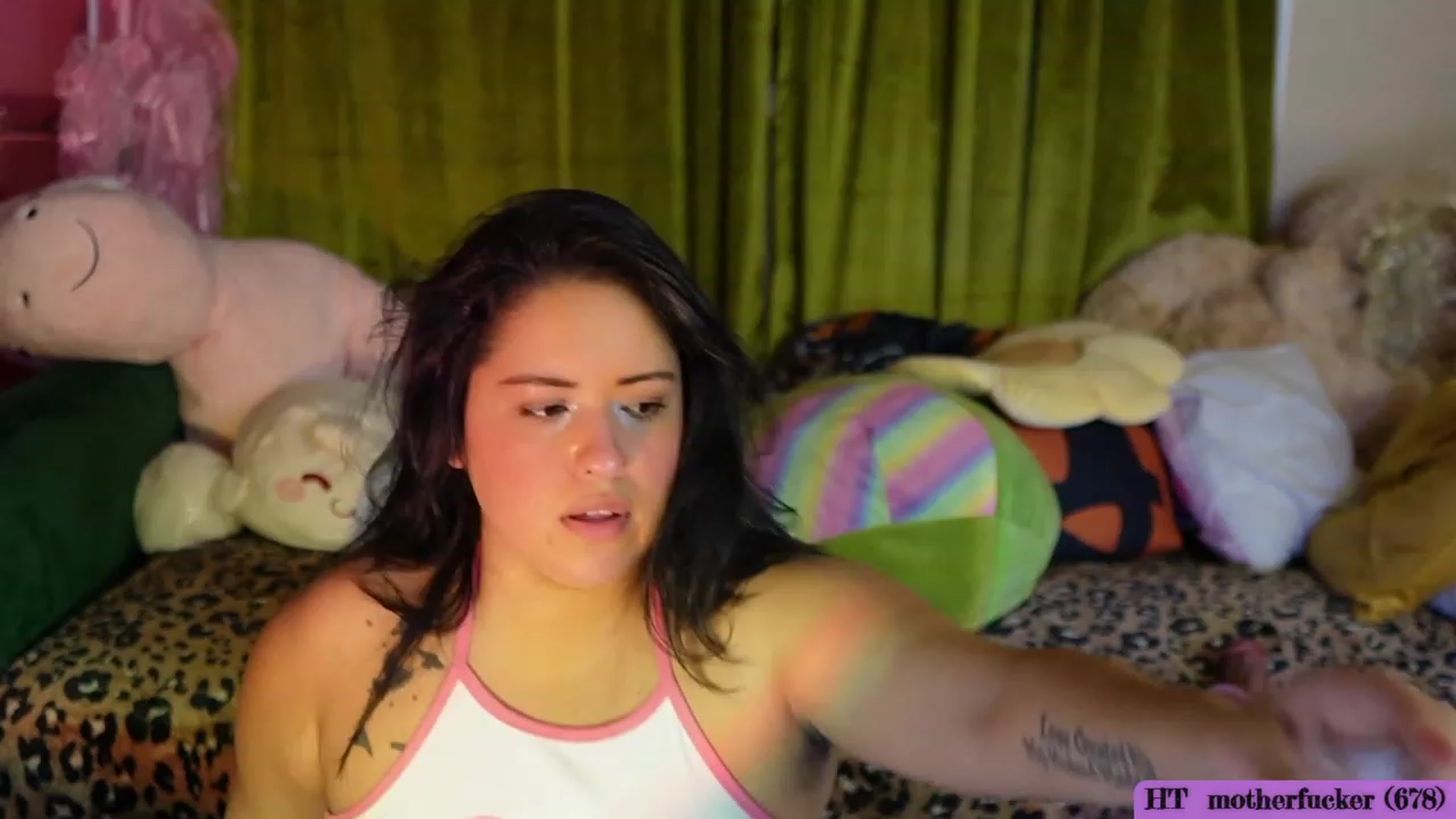 Gallery image thumbnail from Kamila__'s myfreecams stream on, 10/25/2023, 06:21 image 5 of 20