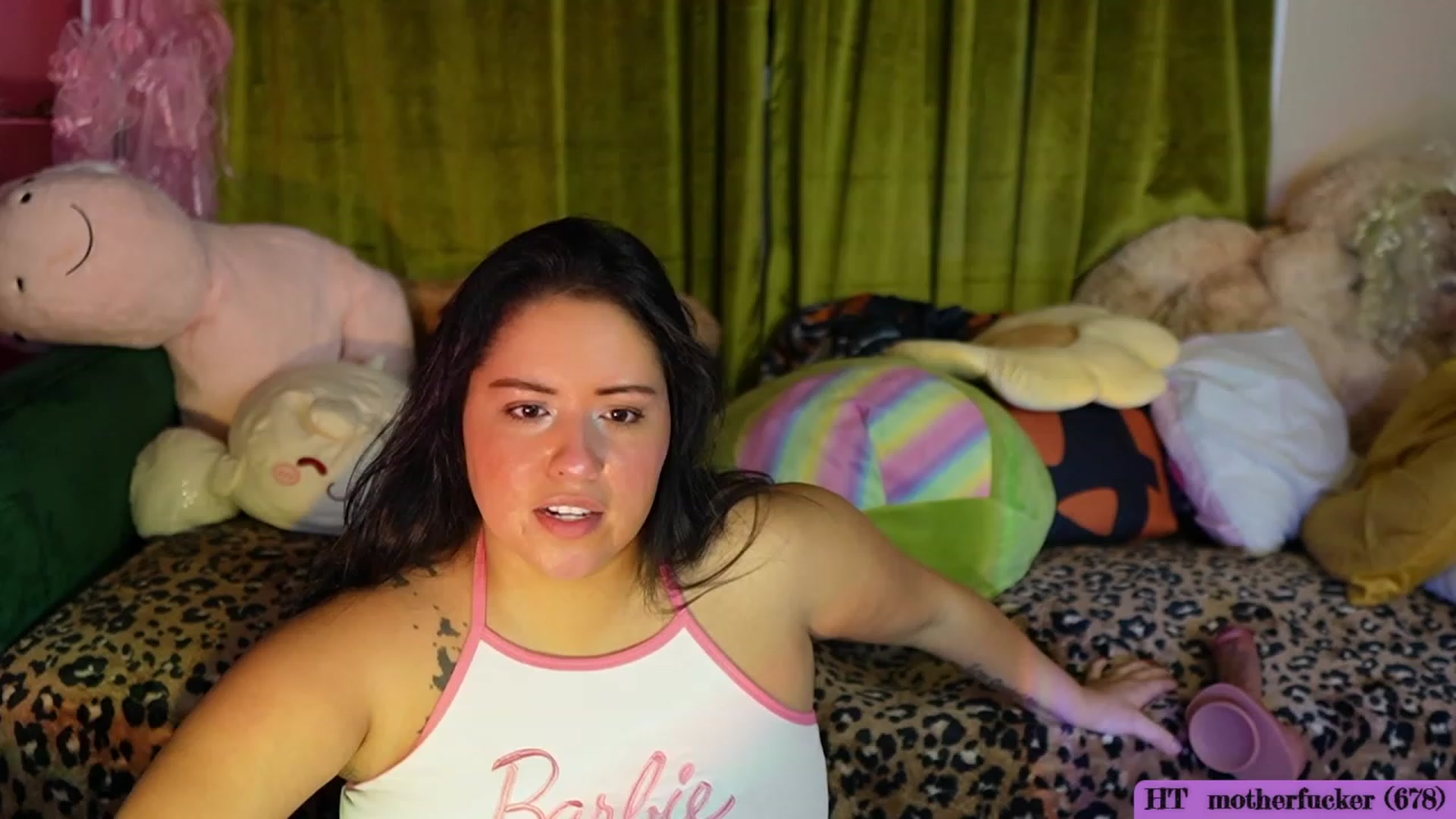 Gallery image thumbnail from Kamila__'s myfreecams stream on, 10/25/2023, 06:21 image 7 of 20