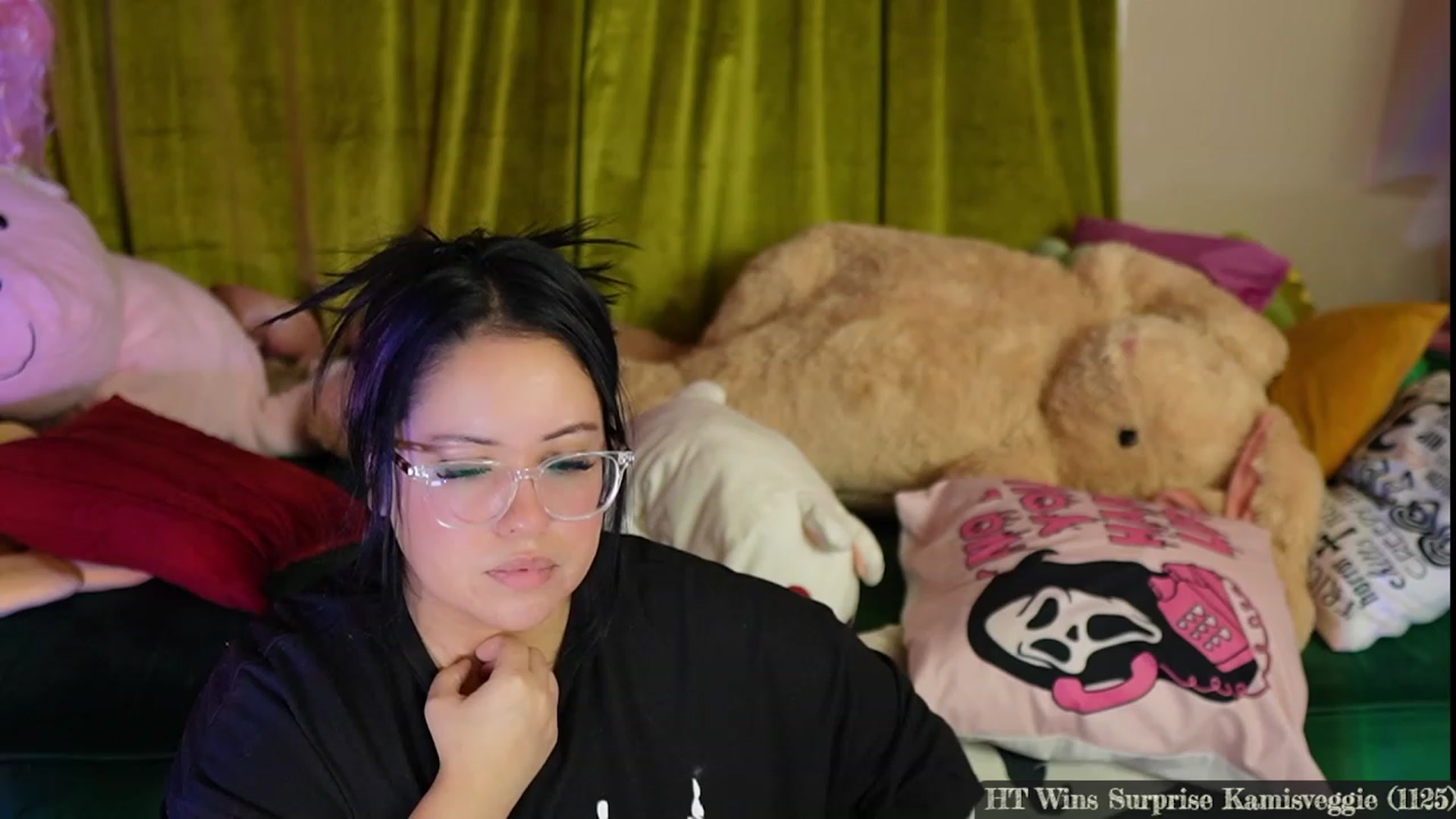 Gallery image thumbnail from Kamila__'s myfreecams stream on, 10/29/2023, 22:07 image 13 of 20