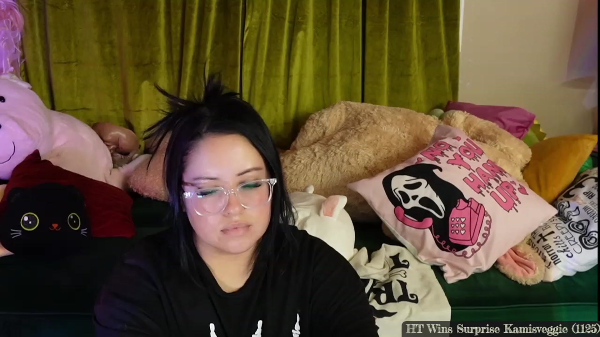 Gallery image thumbnail from Kamila__'s myfreecams stream on, 10/30/2023, 03:02 image 2 of 20