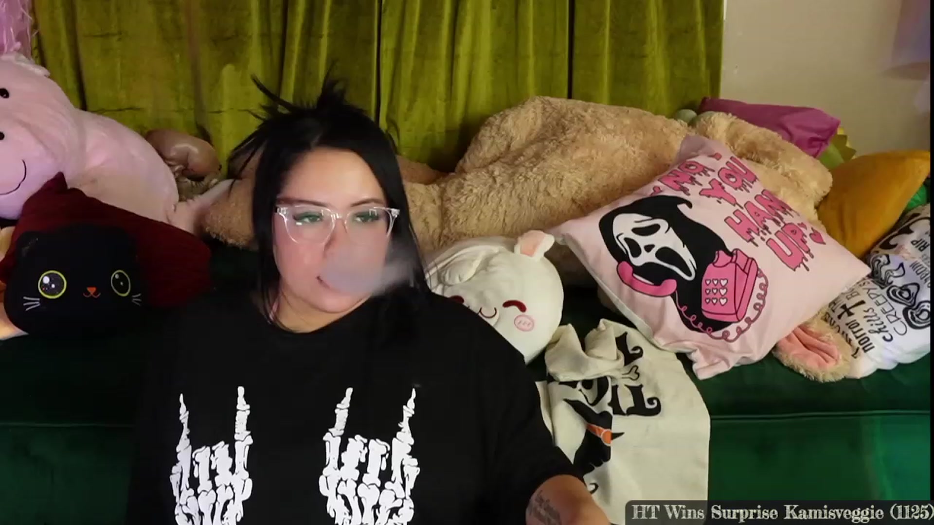 Gallery image thumbnail from Kamila__'s myfreecams stream on, 10/30/2023, 03:02 image 7 of 20