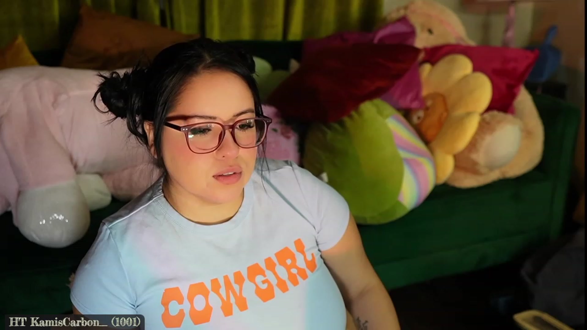Gallery image thumbnail from Kamila__'s myfreecams stream on, 11/14/2023, 02:06 image 13 of 20