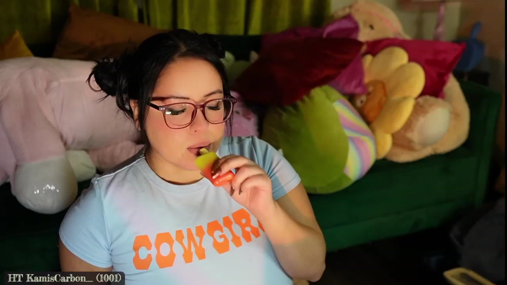 Gallery image thumbnail from Kamila__'s myfreecams stream on, 11/14/2023, 02:06 image 14 of 20